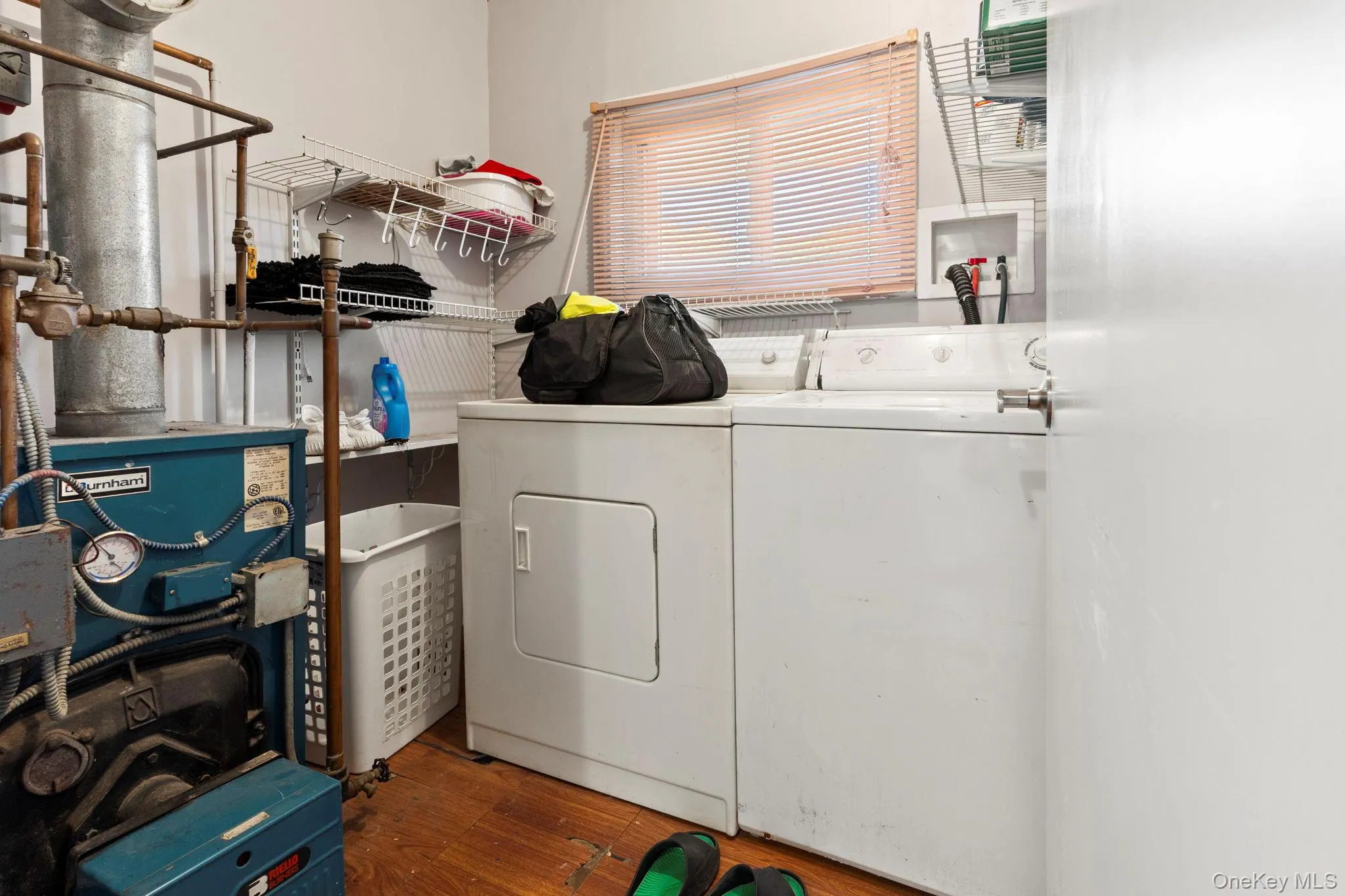 27 Croydon Road, Babylon, NY, 3 Bedrooms Bedrooms, 6 Rooms Rooms,1 BathroomBathrooms,Residential,For Rent,Croydon,0,1057569 27 Croydon Road, Babylon, NY, 3 Bedrooms Bedrooms, 6 Rooms Rooms,1 BathroomBathrooms,Residential,For Rent,Croydon,0,1057569