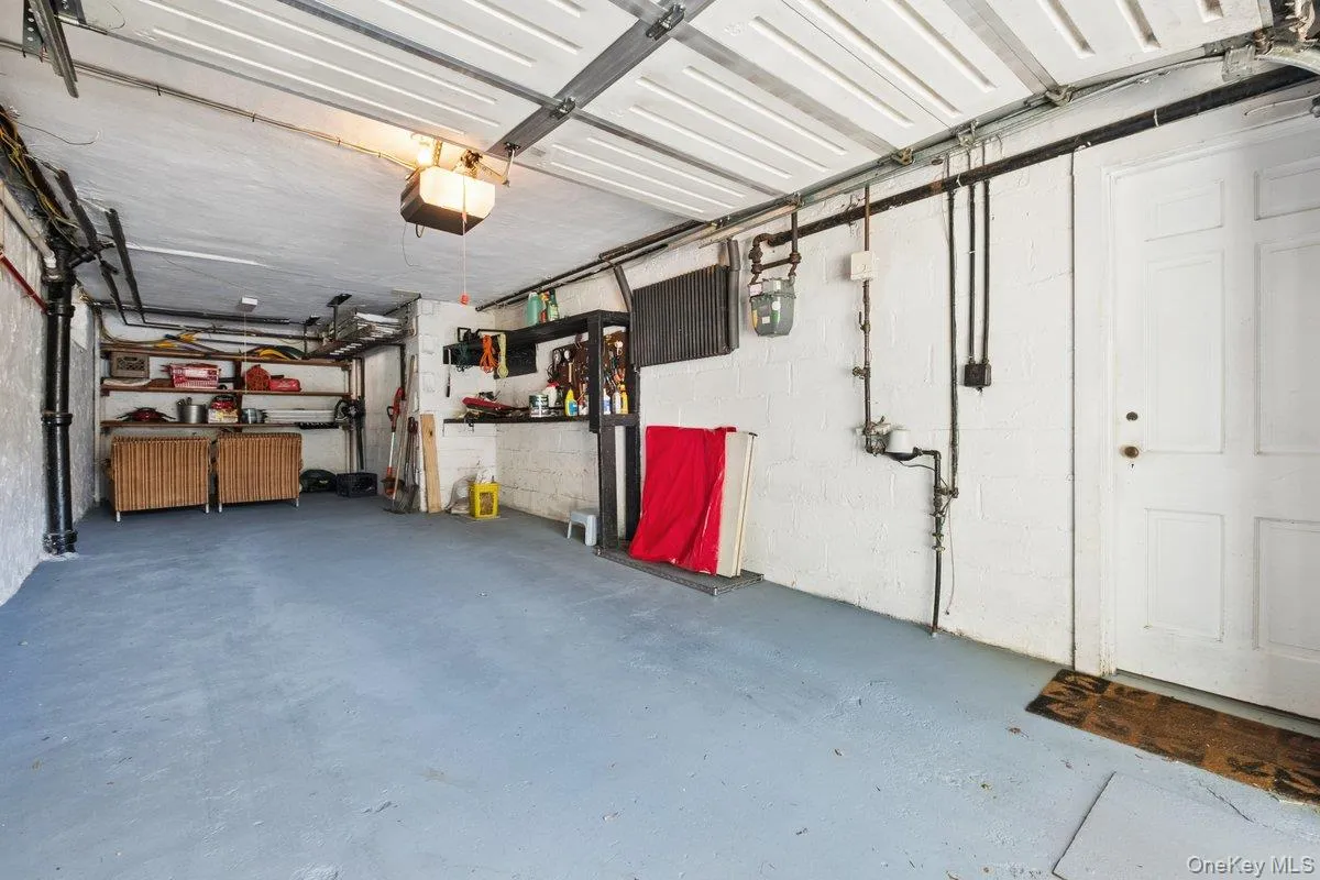 24 (aka 28) Ritchie Drive, Yonkers, NY, 3 Bedrooms Bedrooms, 7 Rooms Rooms,2 BathroomsBathrooms,Residential,For Rent,Ritchie,0,1057572 24 (aka 28) Ritchie Drive, Yonkers, NY, 3 Bedrooms Bedrooms, 7 Rooms Rooms,2 BathroomsBathrooms,Residential,For Rent,Ritchie,0,1057572