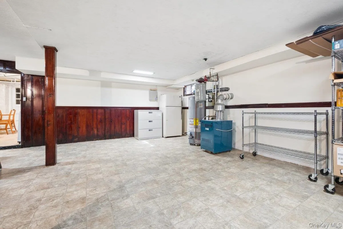 24 (aka 28) Ritchie Drive, Yonkers, NY, 3 Bedrooms Bedrooms, 7 Rooms Rooms,2 BathroomsBathrooms,Residential,For Rent,Ritchie,0,1057572 24 (aka 28) Ritchie Drive, Yonkers, NY, 3 Bedrooms Bedrooms, 7 Rooms Rooms,2 BathroomsBathrooms,Residential,For Rent,Ritchie,0,1057572