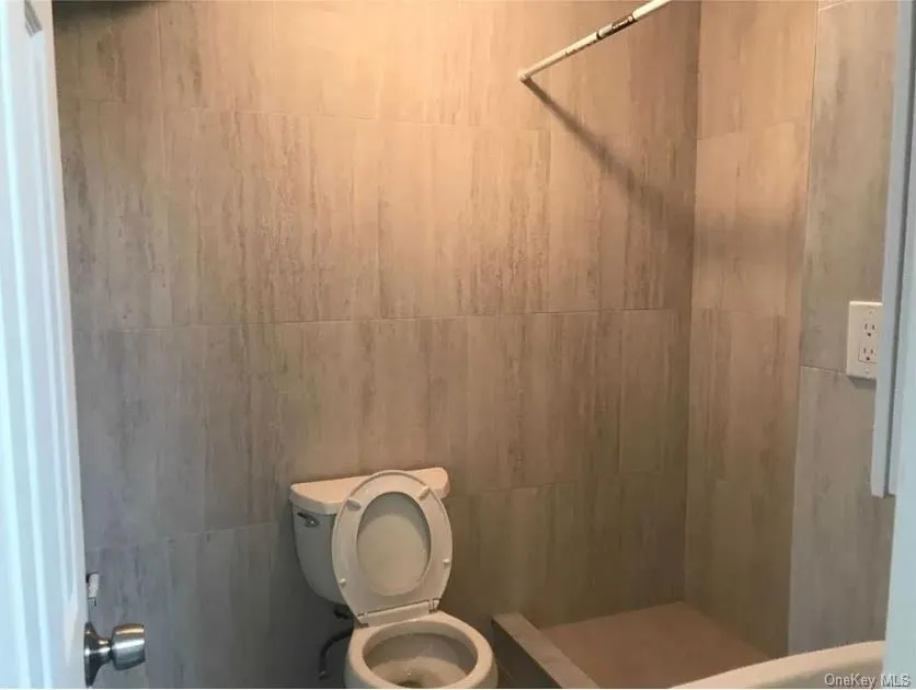 42-60 Colden Street, New York, NY, 3 Bedrooms Bedrooms, 7 Rooms Rooms,3 BathroomsBathrooms,Residential,For Rent,Colden,0,1057576 42-60 Colden Street, New York, NY, 3 Bedrooms Bedrooms, 7 Rooms Rooms,3 BathroomsBathrooms,Residential,For Rent,Colden,0,1057576