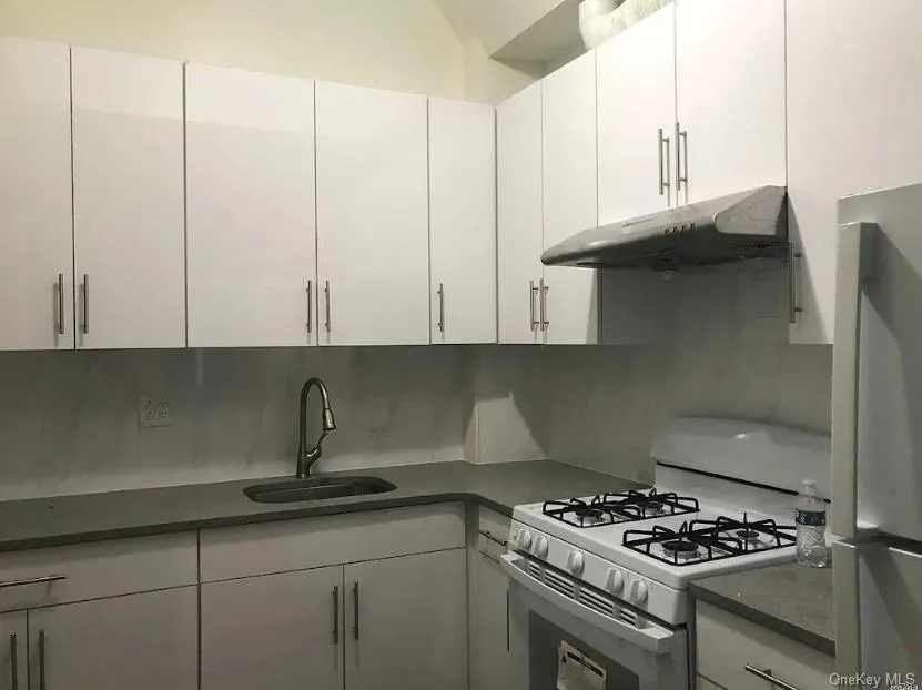 42-60 Colden Street, New York, NY, 3 Bedrooms Bedrooms, 7 Rooms Rooms,3 BathroomsBathrooms,Residential,For Rent,Colden,0,1057576 42-60 Colden Street, New York, NY, 3 Bedrooms Bedrooms, 7 Rooms Rooms,3 BathroomsBathrooms,Residential,For Rent,Colden,0,1057576