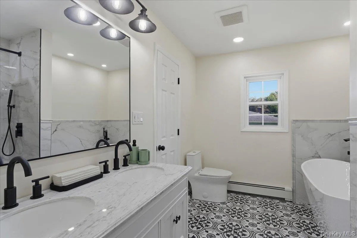 669 Vassar Road, Poughkeepsie, NY, 3 Bedrooms Bedrooms, 8 Rooms Rooms,2 BathroomsBathrooms,Residential,For Rent,Vassar,0,1057587 669 Vassar Road, Poughkeepsie, NY, 3 Bedrooms Bedrooms, 8 Rooms Rooms,2 BathroomsBathrooms,Residential,For Rent,Vassar,0,1057587