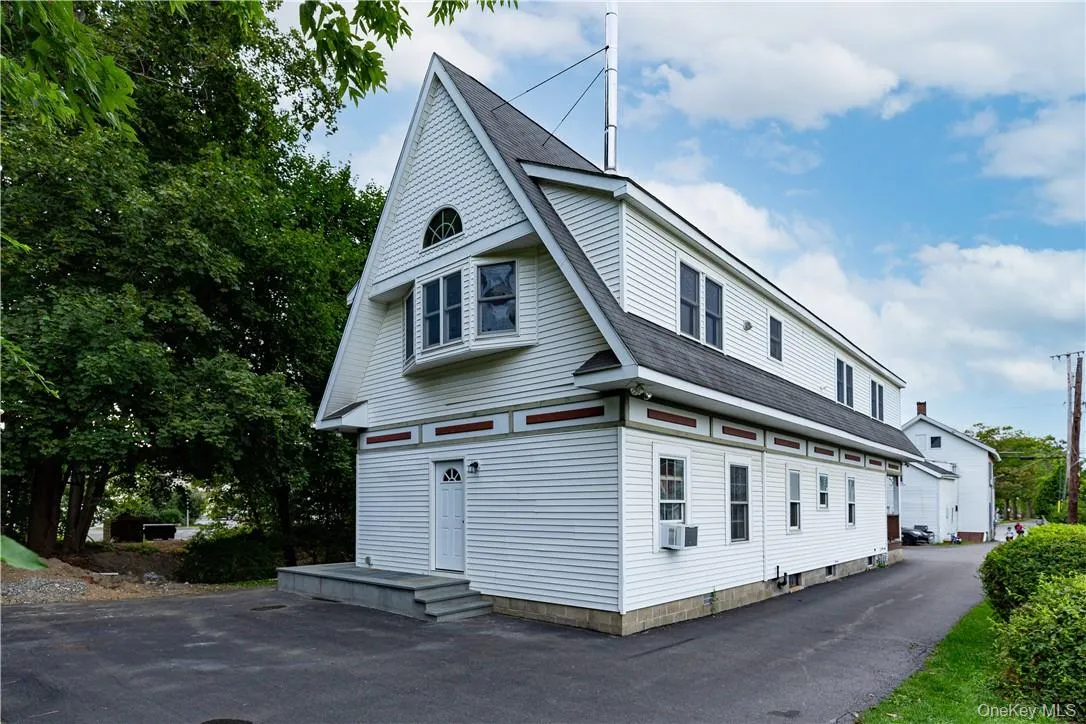Convenient parking for 1 car directly behind the building. Additional parking left of the Chamber of Commerce building in the private lot for Hudson Valley Plastics, or permit parking is available on Memorial Avenue at an additional cost through the Village of Pawling. Front door is on the left side of the building. Convenient parking for 1 car directly behind the building. Additional parking left of the Chamber of Commerce building in the private lot for Hudson Valley Plastics, or permit parking is available on Memorial Avenue at an additional cost through the Village of Pawling. Front door is on the left side of the building.