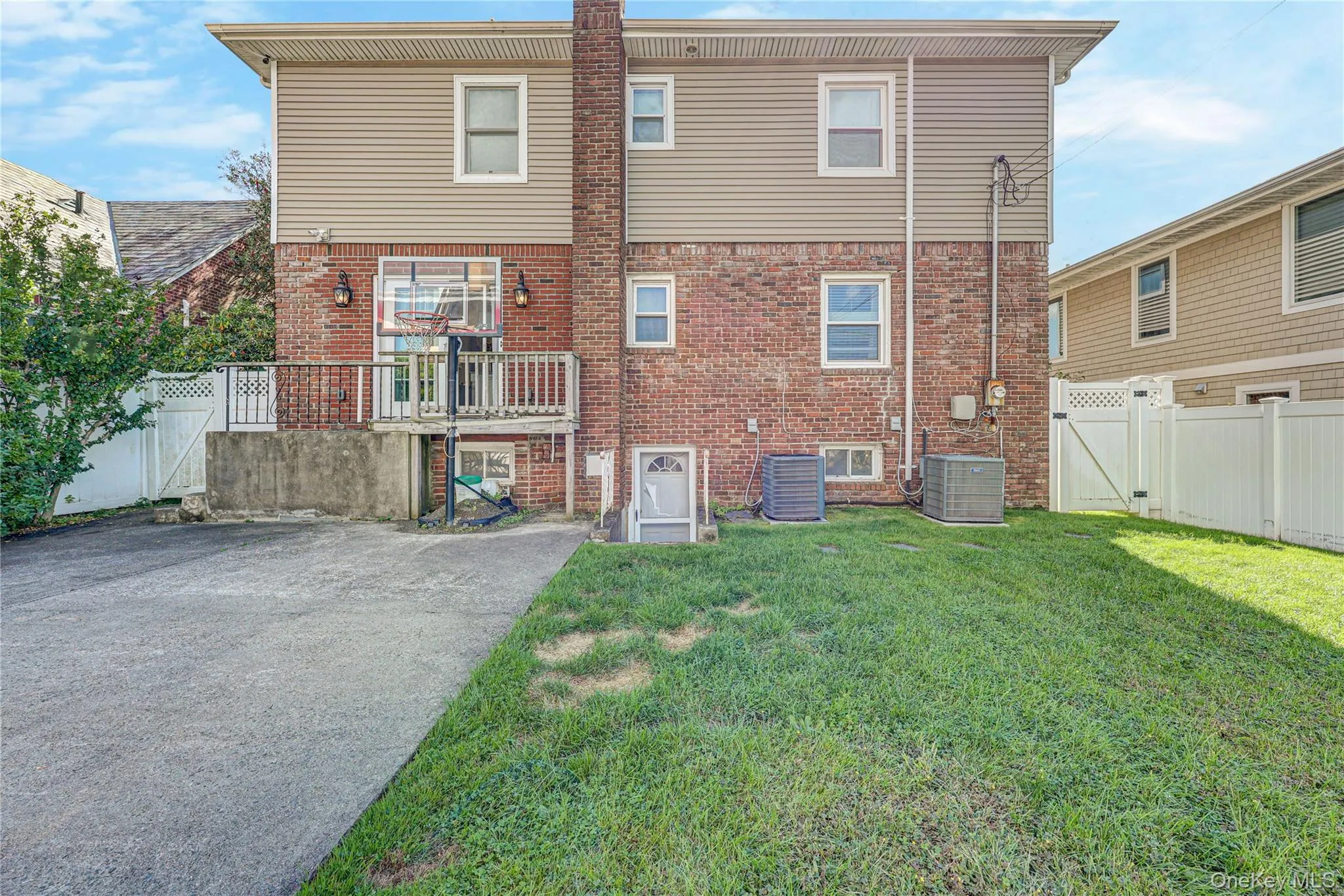 69 Penn Street, Long Beach, NY, 5 Bedrooms Bedrooms, 8 Rooms Rooms,3 BathroomsBathrooms,Residential,For Rent,Penn,0,1057596 69 Penn Street, Long Beach, NY, 5 Bedrooms Bedrooms, 8 Rooms Rooms,3 BathroomsBathrooms,Residential,For Rent,Penn,0,1057596