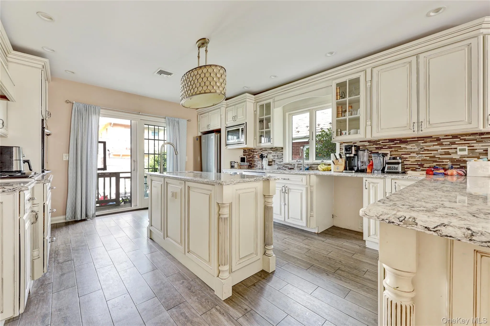 69 Penn Street, Long Beach, NY, 5 Bedrooms Bedrooms, 8 Rooms Rooms,3 BathroomsBathrooms,Residential,For Rent,Penn,0,1057596 69 Penn Street, Long Beach, NY, 5 Bedrooms Bedrooms, 8 Rooms Rooms,3 BathroomsBathrooms,Residential,For Rent,Penn,0,1057596