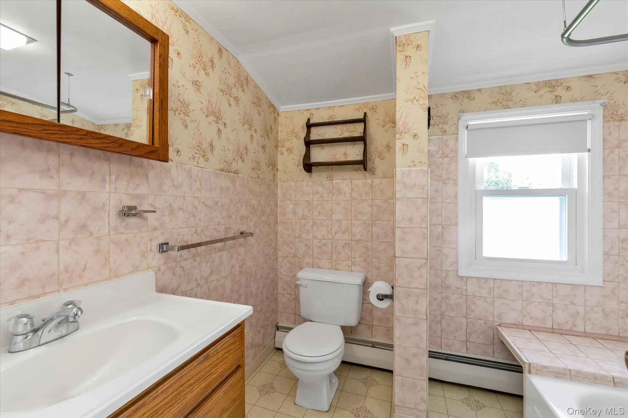 Full Bathroom Full Bathroom