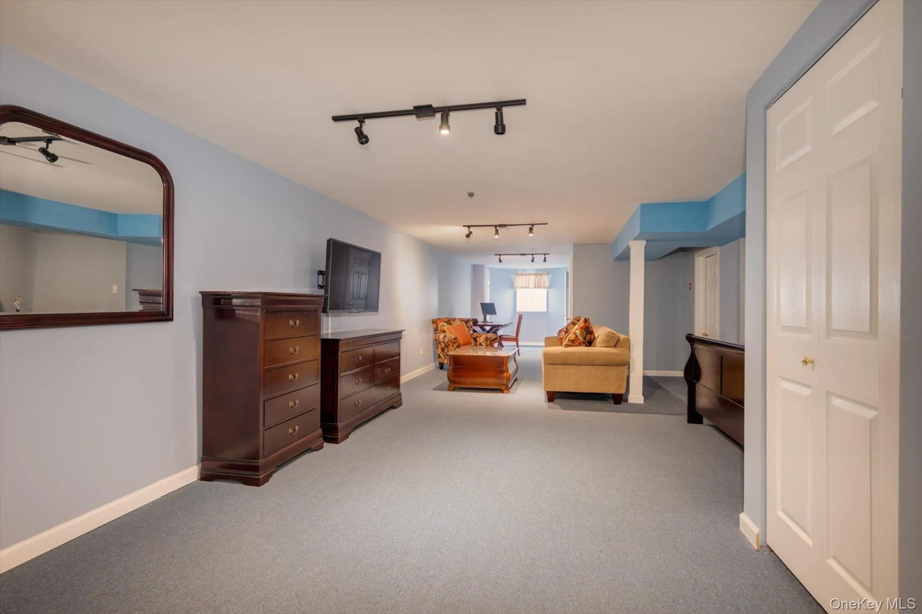 180 Spring Drive, Hempstead, NY, 2 Bedrooms Bedrooms, 5 Rooms Rooms,2 BathroomsBathrooms,Residential,For Rent,Spring,0,1057611 180 Spring Drive, Hempstead, NY, 2 Bedrooms Bedrooms, 5 Rooms Rooms,2 BathroomsBathrooms,Residential,For Rent,Spring,0,1057611