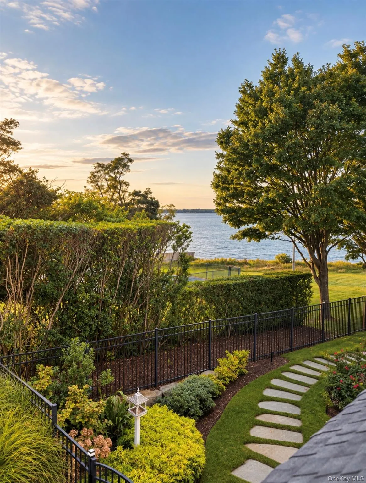 26A Rampasture, Southampton, NY, 1 Bedroom Bedrooms, 4 Rooms Rooms,1 BathroomBathrooms,Residential Lease,For Rent,Rampasture,0,1057613 26A Rampasture, Southampton, NY, 1 Bedroom Bedrooms, 4 Rooms Rooms,1 BathroomBathrooms,Residential Lease,For Rent,Rampasture,0,1057613