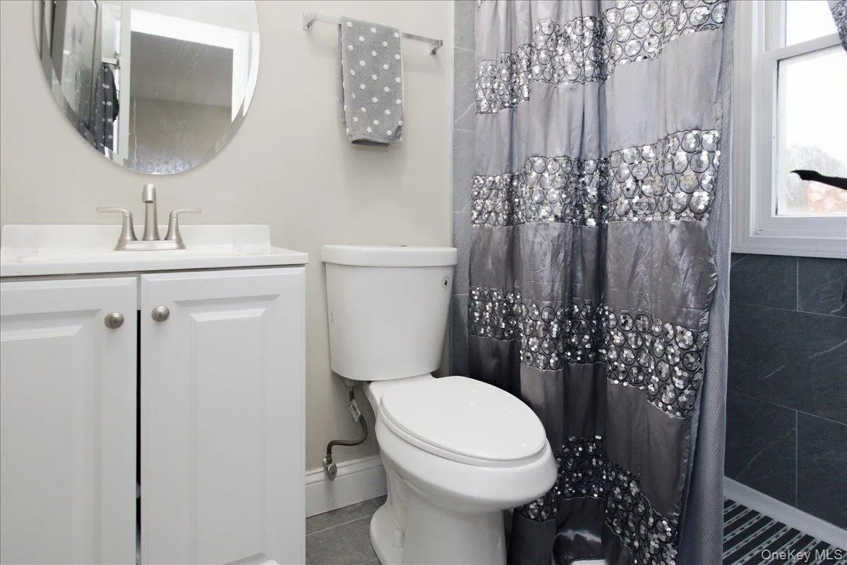 63 Neck Court, West Babylon, NY, 4 Bedrooms Bedrooms, 9 Rooms Rooms,2 BathroomsBathrooms,Residential,For Rent,Neck,0,1057615 63 Neck Court, West Babylon, NY, 4 Bedrooms Bedrooms, 9 Rooms Rooms,2 BathroomsBathrooms,Residential,For Rent,Neck,0,1057615