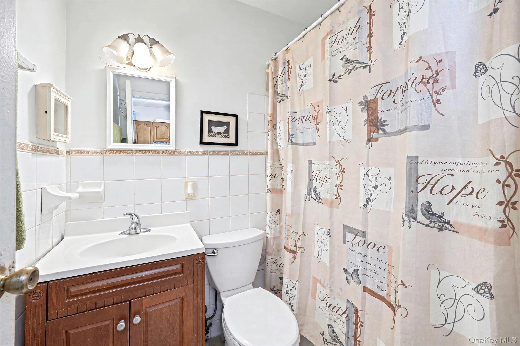 182 Commack Road, Babylon, NY, 3 Bedrooms Bedrooms, 6 Rooms Rooms,2 BathroomsBathrooms,Residential,For Rent,Commack,0,1057621 182 Commack Road, Babylon, NY, 3 Bedrooms Bedrooms, 6 Rooms Rooms,2 BathroomsBathrooms,Residential,For Rent,Commack,0,1057621