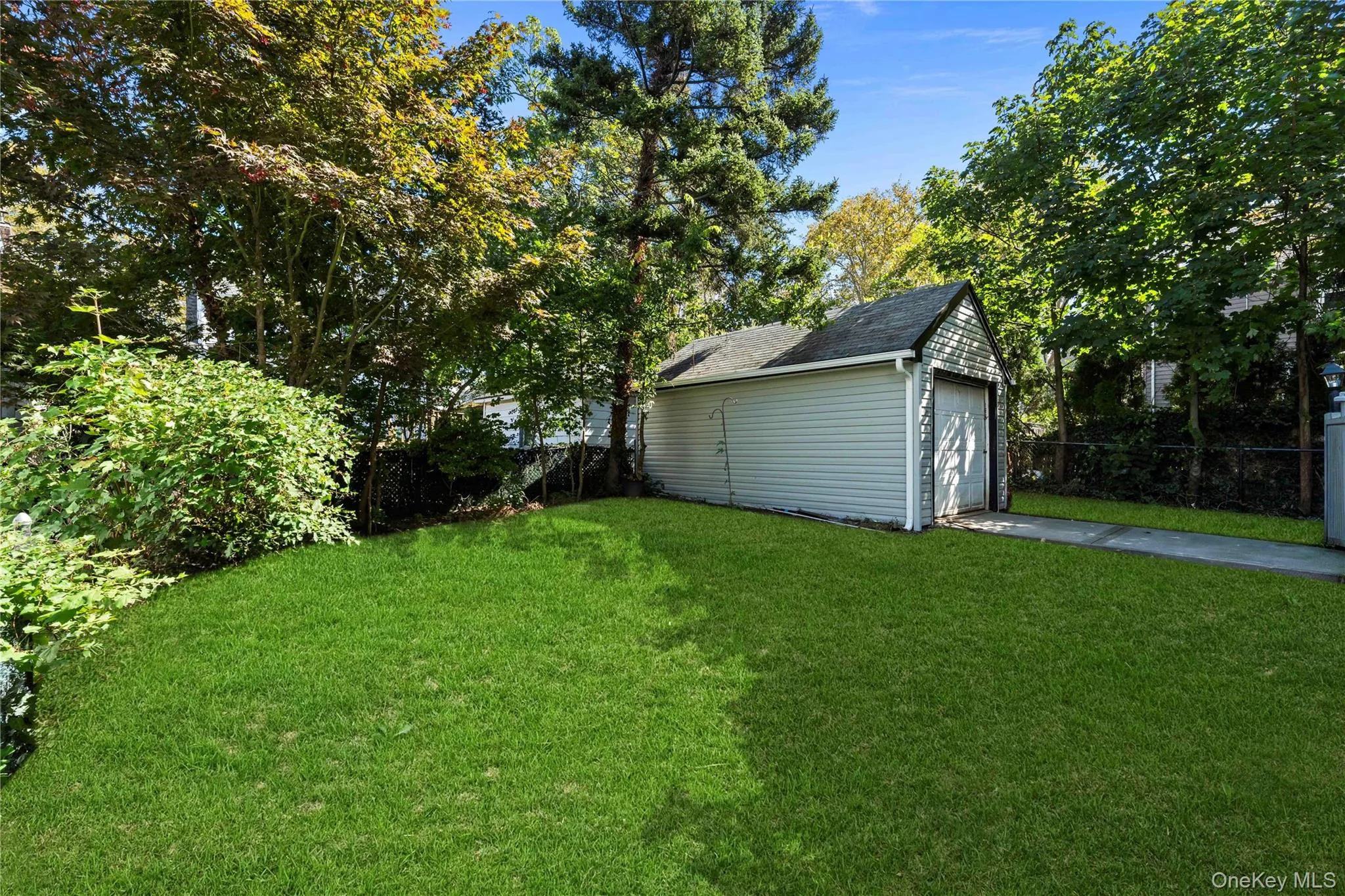 45-27 Arcadia Lane, North Hempstead, NY, 4 Bedrooms Bedrooms, 8 Rooms Rooms,2 BathroomsBathrooms,Residential,For Rent,Arcadia,0,1057627 45-27 Arcadia Lane, North Hempstead, NY, 4 Bedrooms Bedrooms, 8 Rooms Rooms,2 BathroomsBathrooms,Residential,For Rent,Arcadia,0,1057627
