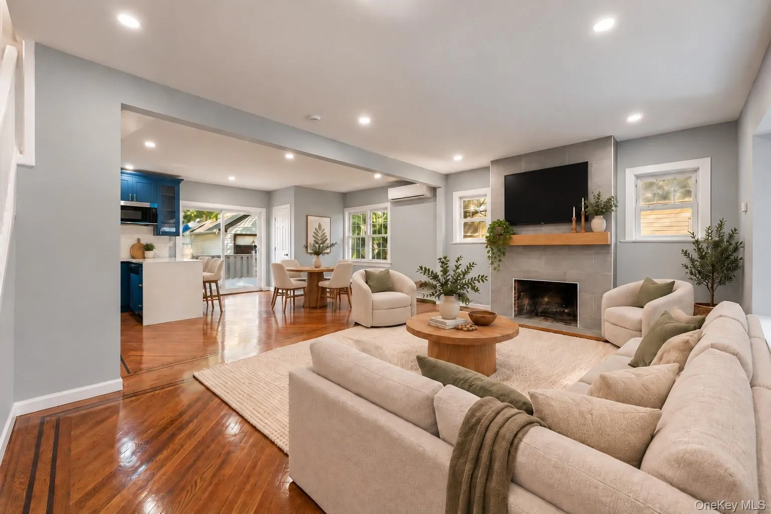 45-27 Arcadia Lane, North Hempstead, NY, 4 Bedrooms Bedrooms, 8 Rooms Rooms,2 BathroomsBathrooms,Residential,For Rent,Arcadia,0,1057627 45-27 Arcadia Lane, North Hempstead, NY, 4 Bedrooms Bedrooms, 8 Rooms Rooms,2 BathroomsBathrooms,Residential,For Rent,Arcadia,0,1057627