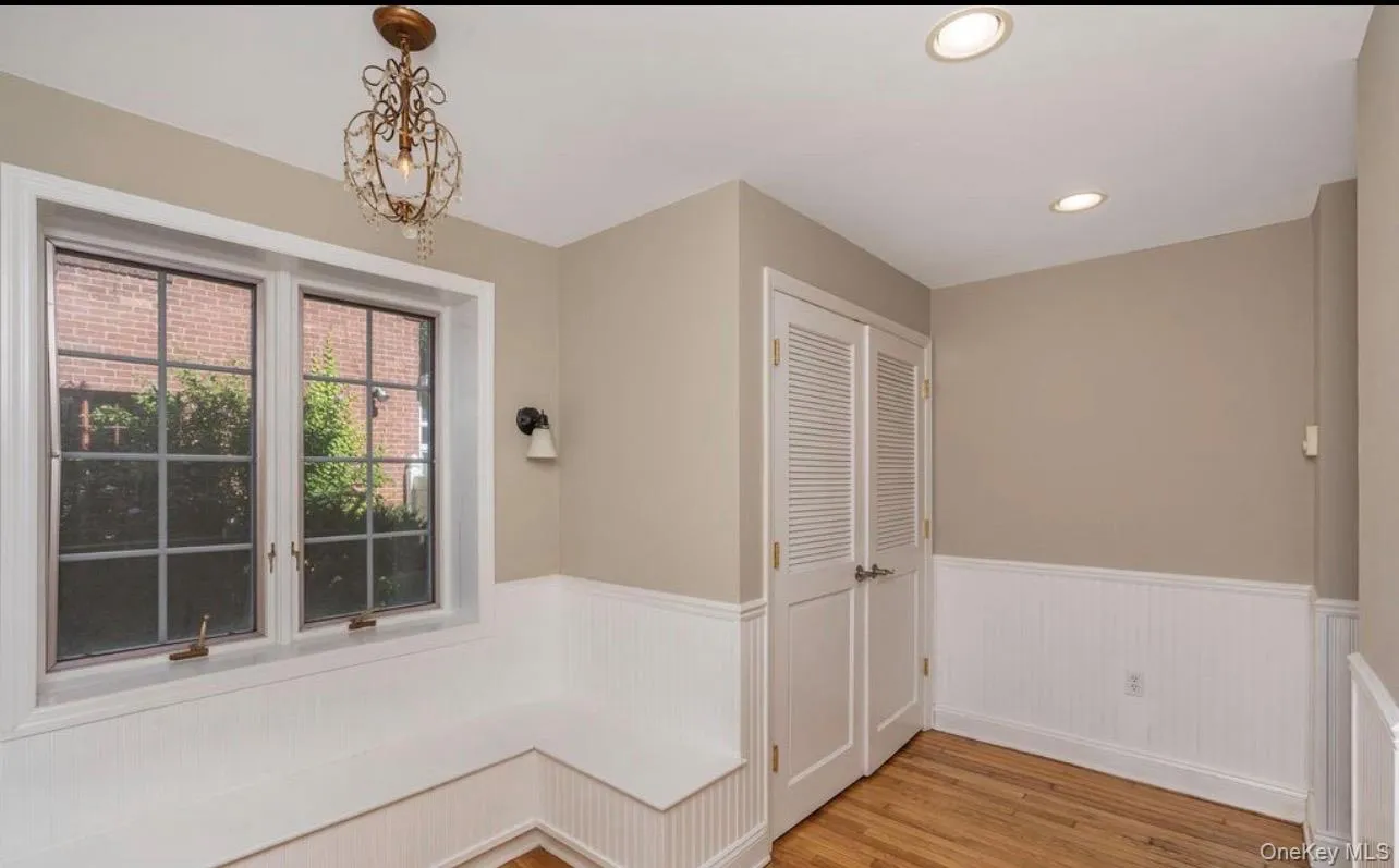 23 Home Avenue, Albany, NY, 3 Bedrooms Bedrooms, 5 Rooms Rooms,2 BathroomsBathrooms,Residential,For Rent,Home Avenue,0,1057628 23 Home Avenue, Albany, NY, 3 Bedrooms Bedrooms, 5 Rooms Rooms,2 BathroomsBathrooms,Residential,For Rent,Home Avenue,0,1057628