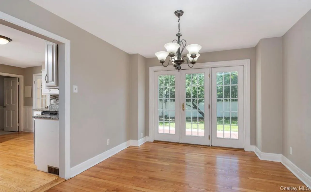 23 Home Avenue, Albany, NY, 3 Bedrooms Bedrooms, 5 Rooms Rooms,2 BathroomsBathrooms,Residential,For Rent,Home Avenue,0,1057628 23 Home Avenue, Albany, NY, 3 Bedrooms Bedrooms, 5 Rooms Rooms,2 BathroomsBathrooms,Residential,For Rent,Home Avenue,0,1057628