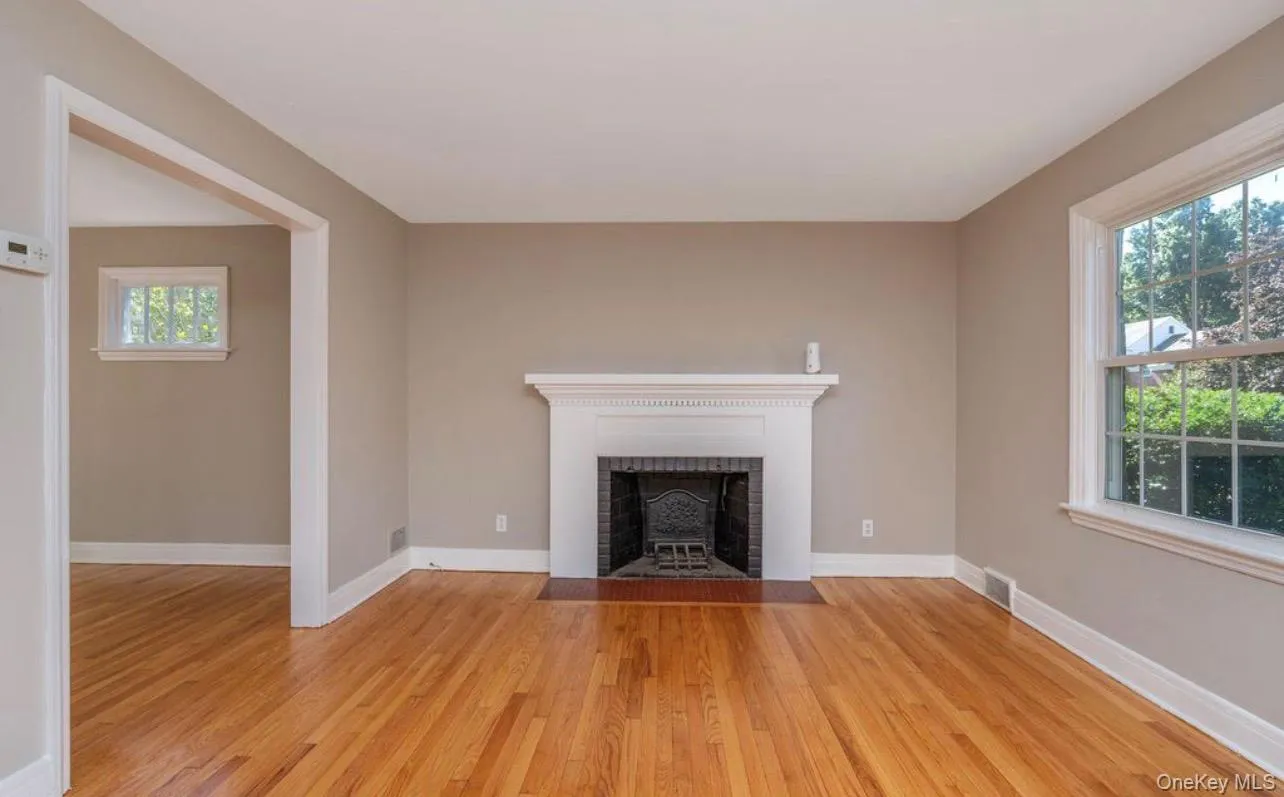 23 Home Avenue, Albany, NY, 3 Bedrooms Bedrooms, 5 Rooms Rooms,2 BathroomsBathrooms,Residential,For Rent,Home Avenue,0,1057628 23 Home Avenue, Albany, NY, 3 Bedrooms Bedrooms, 5 Rooms Rooms,2 BathroomsBathrooms,Residential,For Rent,Home Avenue,0,1057628