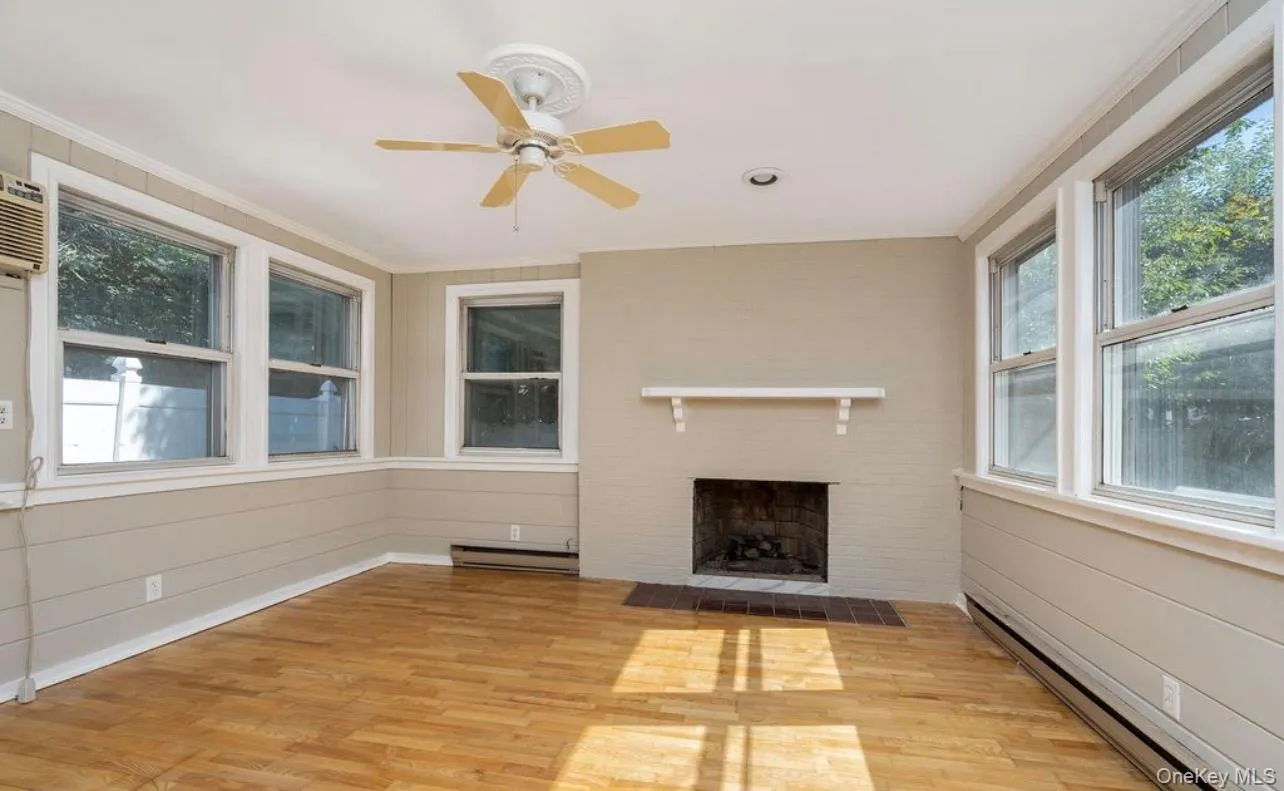 23 Home Avenue, Albany, NY, 3 Bedrooms Bedrooms, 5 Rooms Rooms,2 BathroomsBathrooms,Residential,For Rent,Home Avenue,0,1057628 23 Home Avenue, Albany, NY, 3 Bedrooms Bedrooms, 5 Rooms Rooms,2 BathroomsBathrooms,Residential,For Rent,Home Avenue,0,1057628