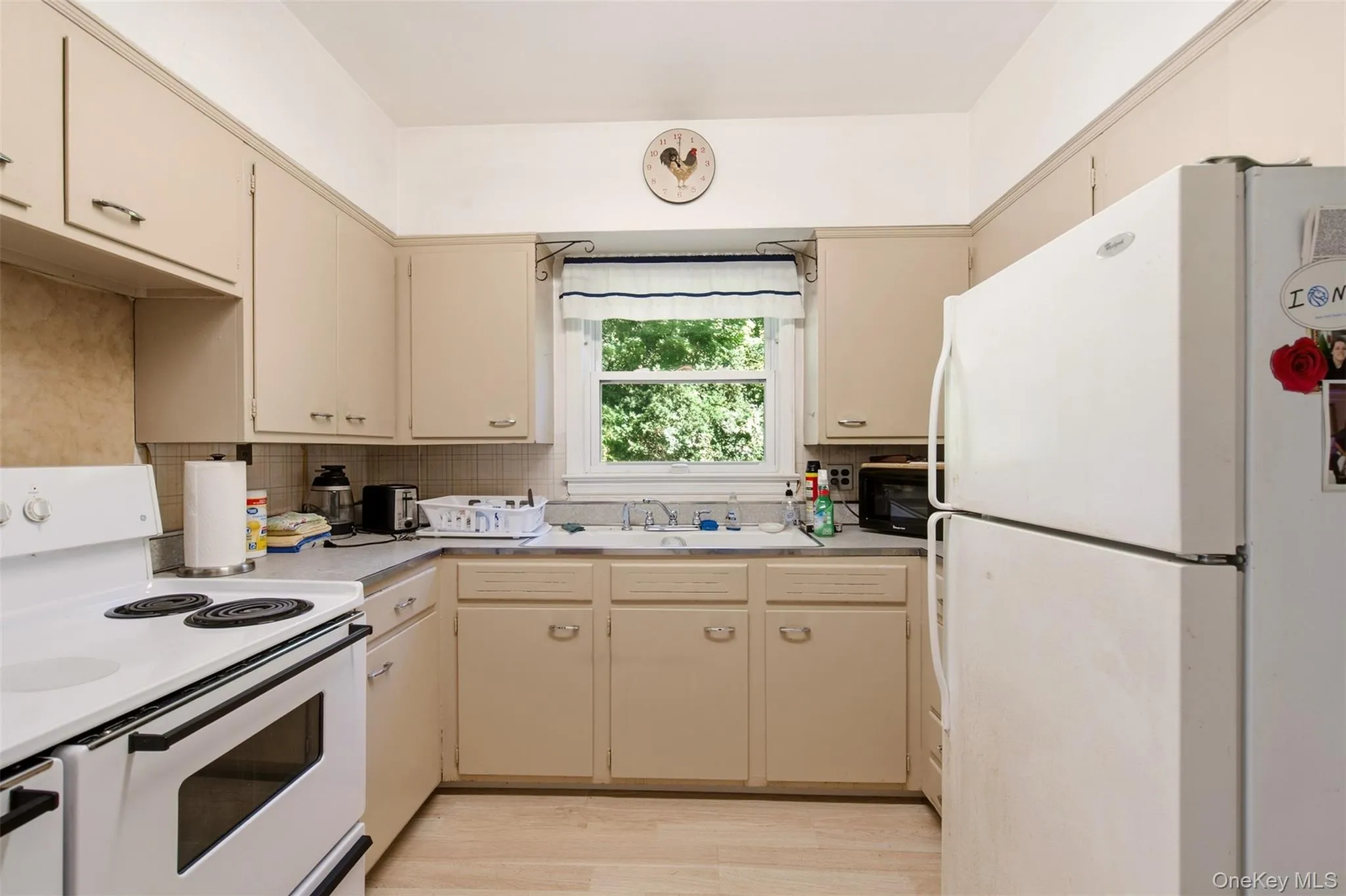 316 Lenox Road, Huntington, NY, 3 Bedrooms Bedrooms, 5 Rooms Rooms,2 BathroomsBathrooms,Residential,For Rent,Lenox,0,1057631 316 Lenox Road, Huntington, NY, 3 Bedrooms Bedrooms, 5 Rooms Rooms,2 BathroomsBathrooms,Residential,For Rent,Lenox,0,1057631