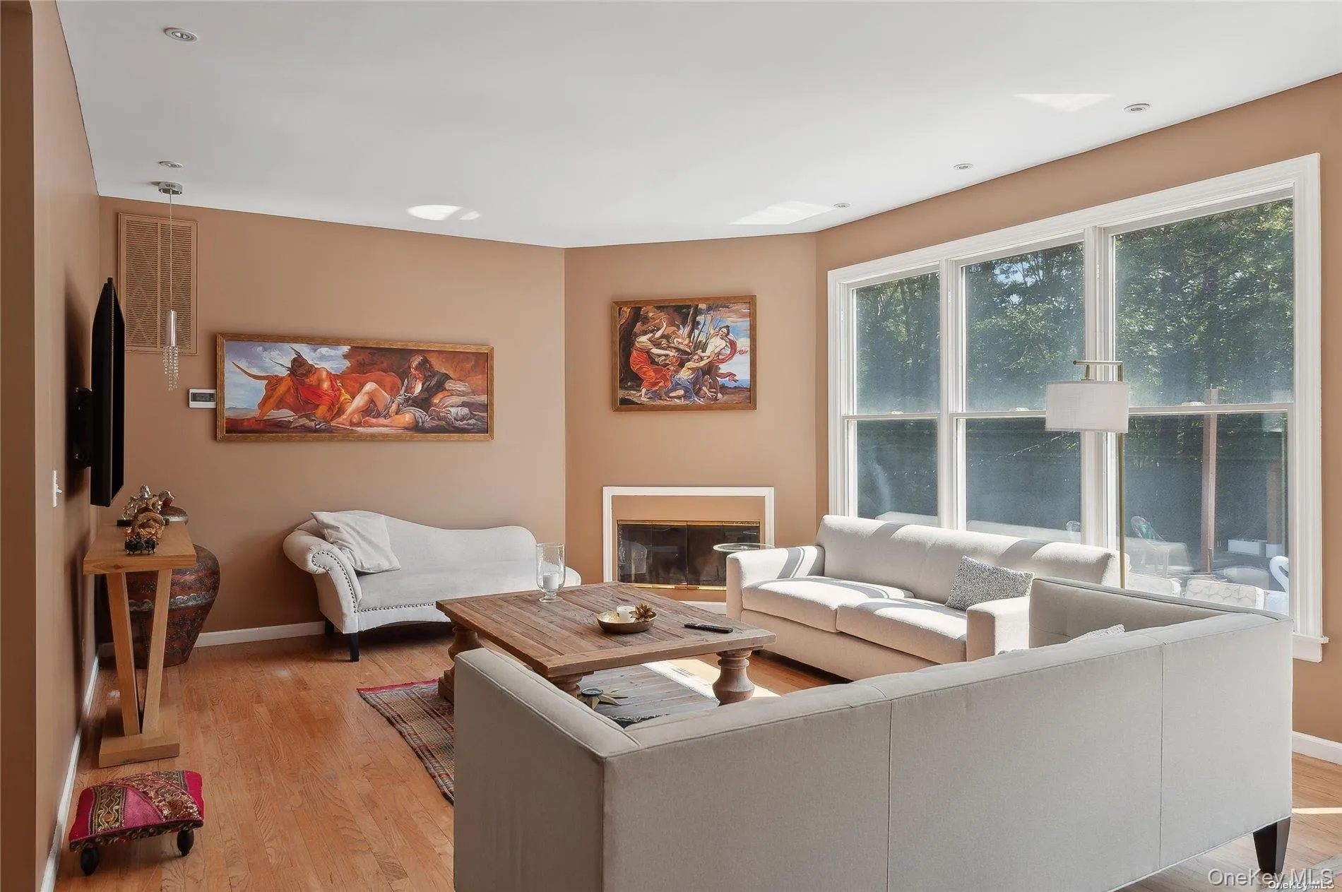1 Candace Drive, Southampton, NY, 4 Bedrooms Bedrooms, 9 Rooms Rooms,5 BathroomsBathrooms,Residential Lease,For Rent,Candace,0,1057633 1 Candace Drive, Southampton, NY, 4 Bedrooms Bedrooms, 9 Rooms Rooms,5 BathroomsBathrooms,Residential Lease,For Rent,Candace,0,1057633