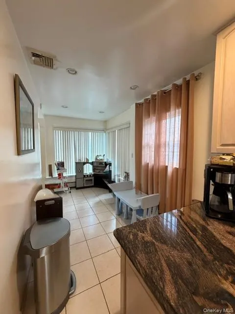 1001 5th Avenue, Hempstead, NY, 4 Bedroom Bedrooms, 9 Room Rooms,2 BathroomBathrooms,Residential Lease,For Rent,5th,0,1057635 1001 5th Avenue, Hempstead, NY, 4 Bedroom Bedrooms, 9 Room Rooms,2 BathroomBathrooms,Residential Lease,For Rent,5th,0,1057635