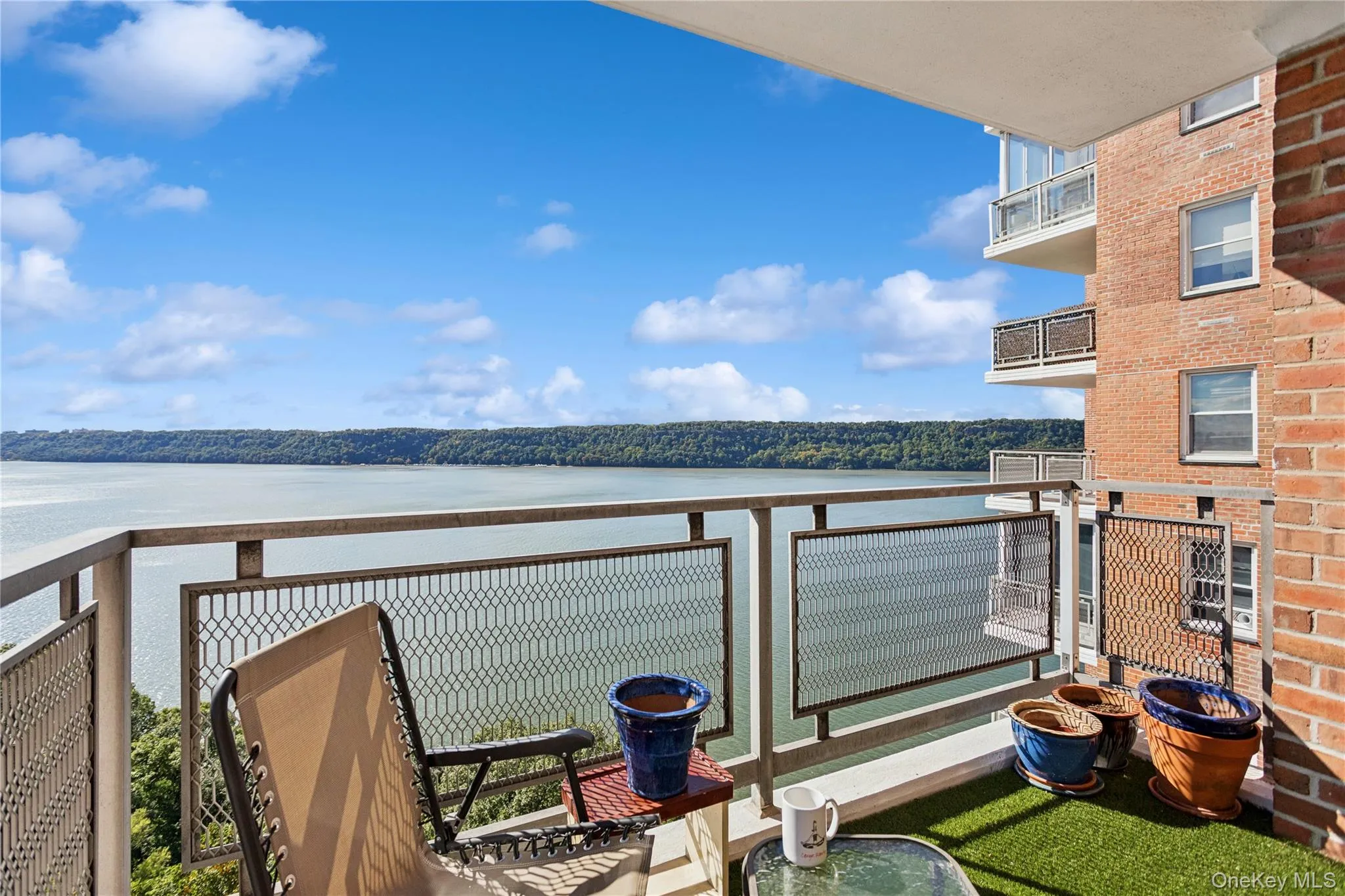 2621 Palisade Avenue, New York, NY, 1 Bedroom Bedrooms, 4 Rooms Rooms,1 BathroomBathrooms,Residential,For Rent,Palisade,0,1057637 2621 Palisade Avenue, New York, NY, 1 Bedroom Bedrooms, 4 Rooms Rooms,1 BathroomBathrooms,Residential,For Rent,Palisade,0,1057637