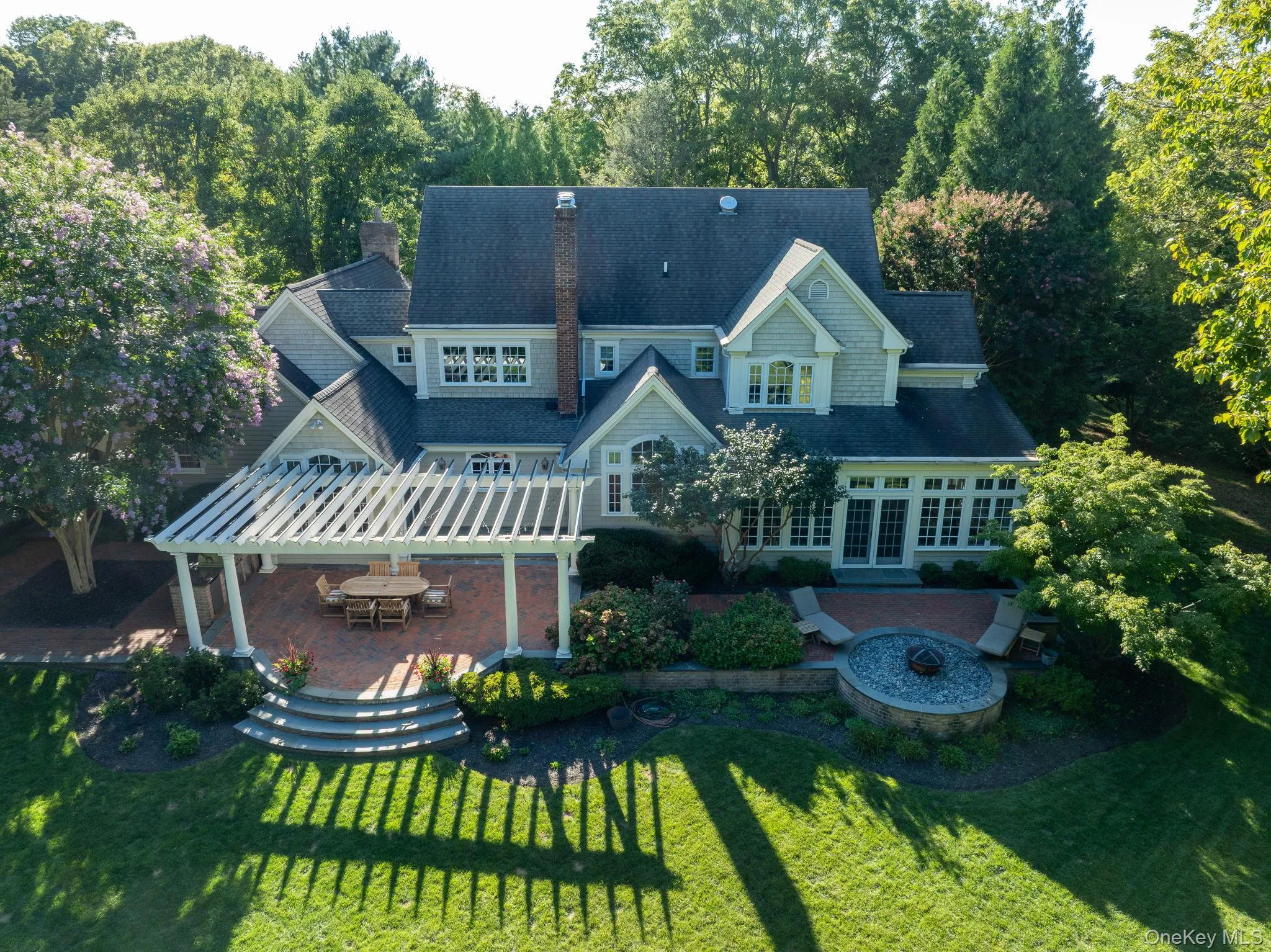 7 Pippin Lane, Huntington, NY, 4 Bedrooms Bedrooms, 12 Rooms Rooms,5 BathroomsBathrooms,Residential,For Rent,Pippin,0,1057641 7 Pippin Lane, Huntington, NY, 4 Bedrooms Bedrooms, 12 Rooms Rooms,5 BathroomsBathrooms,Residential,For Rent,Pippin,0,1057641