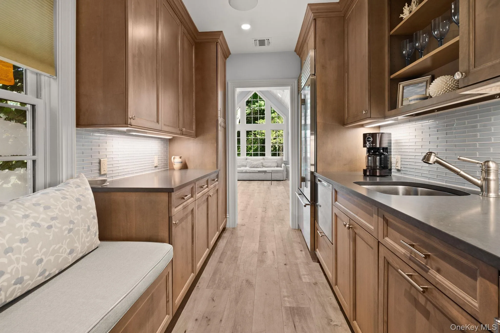 7 Pippin Lane, Huntington, NY, 4 Bedrooms Bedrooms, 12 Rooms Rooms,5 BathroomsBathrooms,Residential,For Rent,Pippin,0,1057641 7 Pippin Lane, Huntington, NY, 4 Bedrooms Bedrooms, 12 Rooms Rooms,5 BathroomsBathrooms,Residential,For Rent,Pippin,0,1057641