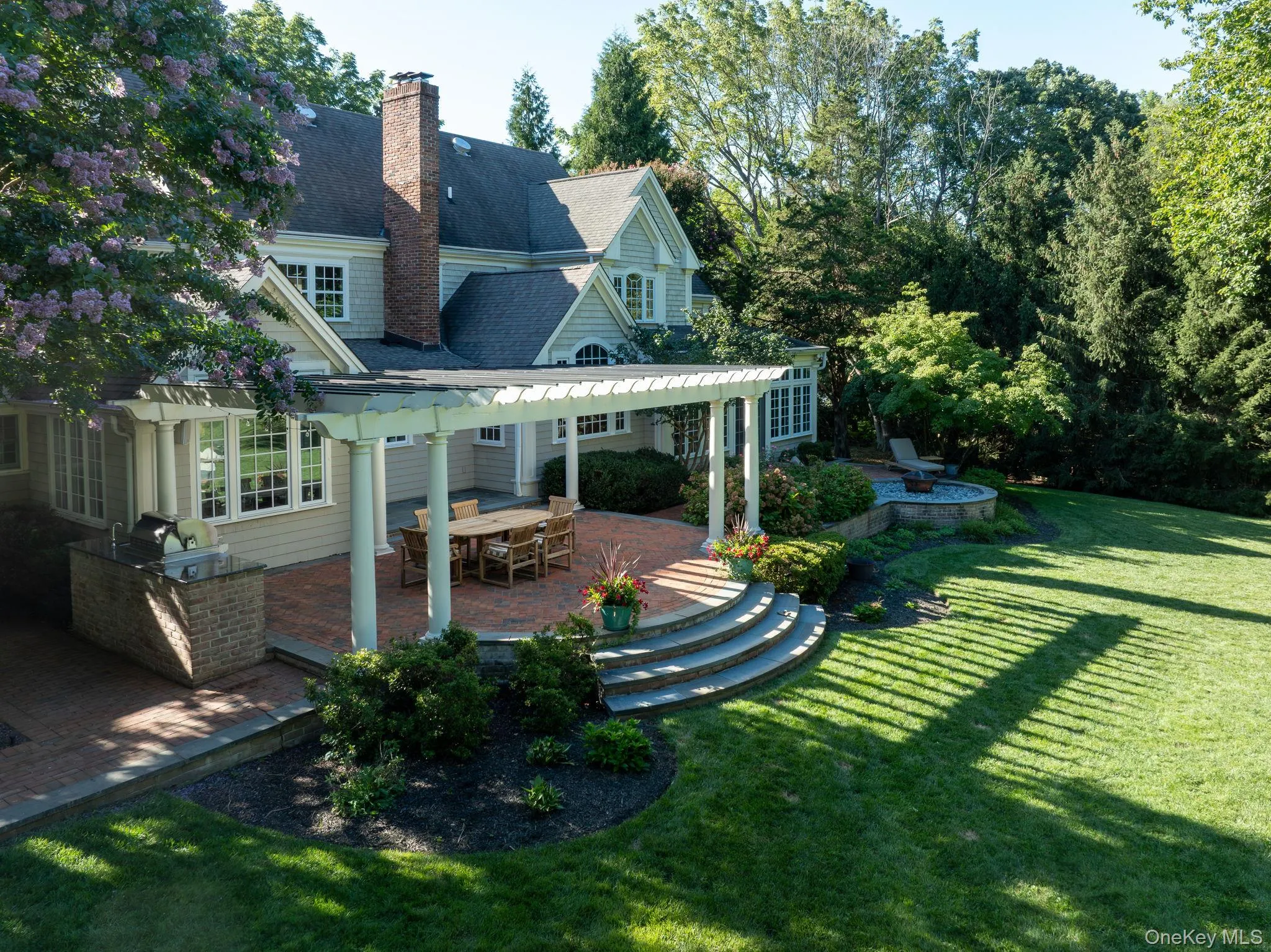 7 Pippin Lane, Huntington, NY, 4 Bedrooms Bedrooms, 12 Rooms Rooms,5 BathroomsBathrooms,Residential,For Rent,Pippin,0,1057641 7 Pippin Lane, Huntington, NY, 4 Bedrooms Bedrooms, 12 Rooms Rooms,5 BathroomsBathrooms,Residential,For Rent,Pippin,0,1057641
