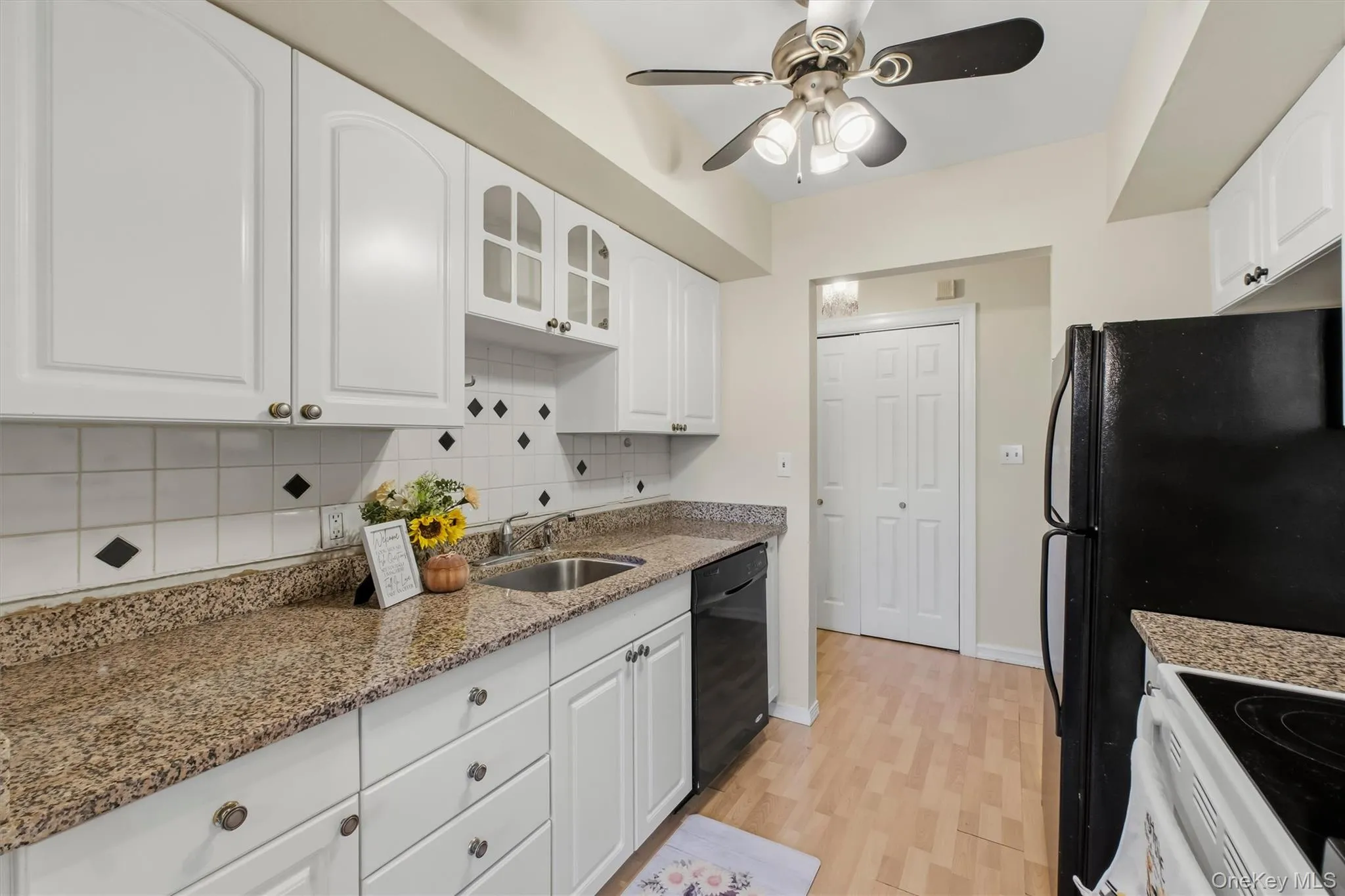 401 Cherry Hill Drive, Poughkeepsie (town), NY, 2 Bedrooms Bedrooms, 5 Rooms Rooms,1 BathroomBathrooms,Residential,For Rent,Cherry Hill,0,1057642 401 Cherry Hill Drive, Poughkeepsie (town), NY, 2 Bedrooms Bedrooms, 5 Rooms Rooms,1 BathroomBathrooms,Residential,For Rent,Cherry Hill,0,1057642