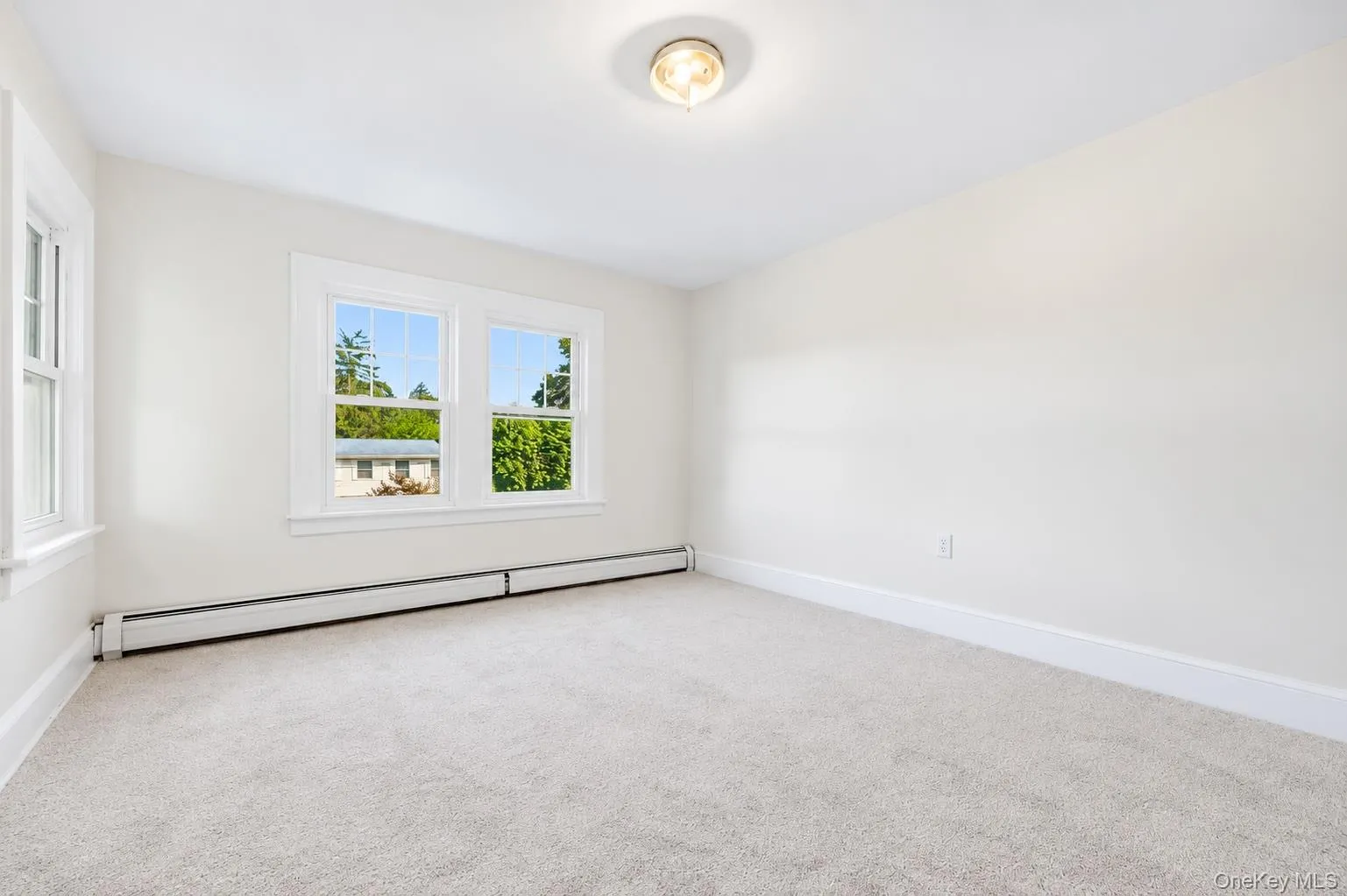 7 Atlantic Avenue, Clarkstown, NY, 5 Bedrooms Bedrooms, 9 Rooms Rooms,2 BathroomsBathrooms,Residential,For Rent,Atlantic,0,1057644 7 Atlantic Avenue, Clarkstown, NY, 5 Bedrooms Bedrooms, 9 Rooms Rooms,2 BathroomsBathrooms,Residential,For Rent,Atlantic,0,1057644