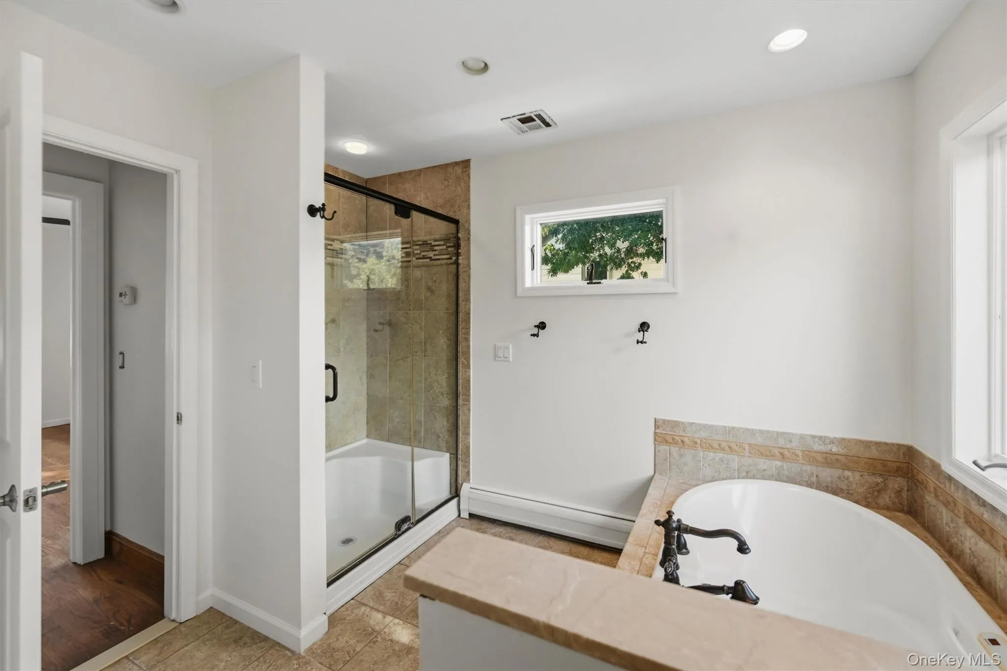 7 Atlantic Avenue, Clarkstown, NY, 5 Bedrooms Bedrooms, 9 Rooms Rooms,2 BathroomsBathrooms,Residential,For Rent,Atlantic,0,1057644 7 Atlantic Avenue, Clarkstown, NY, 5 Bedrooms Bedrooms, 9 Rooms Rooms,2 BathroomsBathrooms,Residential,For Rent,Atlantic,0,1057644