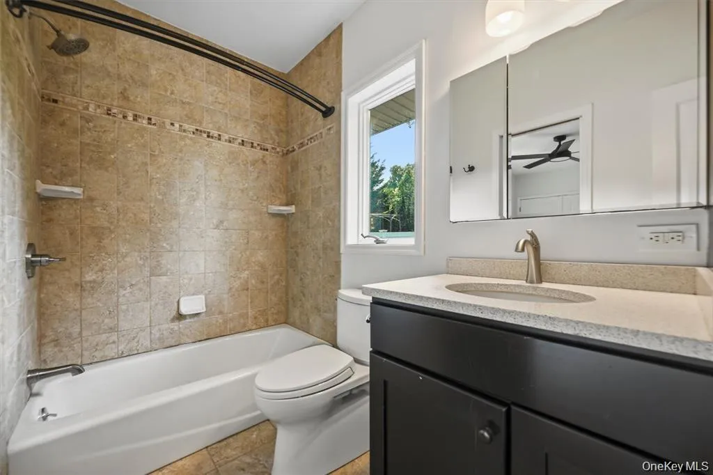 7 Atlantic Avenue, Clarkstown, NY, 5 Bedrooms Bedrooms, 9 Rooms Rooms,2 BathroomsBathrooms,Residential,For Rent,Atlantic,0,1057644 7 Atlantic Avenue, Clarkstown, NY, 5 Bedrooms Bedrooms, 9 Rooms Rooms,2 BathroomsBathrooms,Residential,For Rent,Atlantic,0,1057644