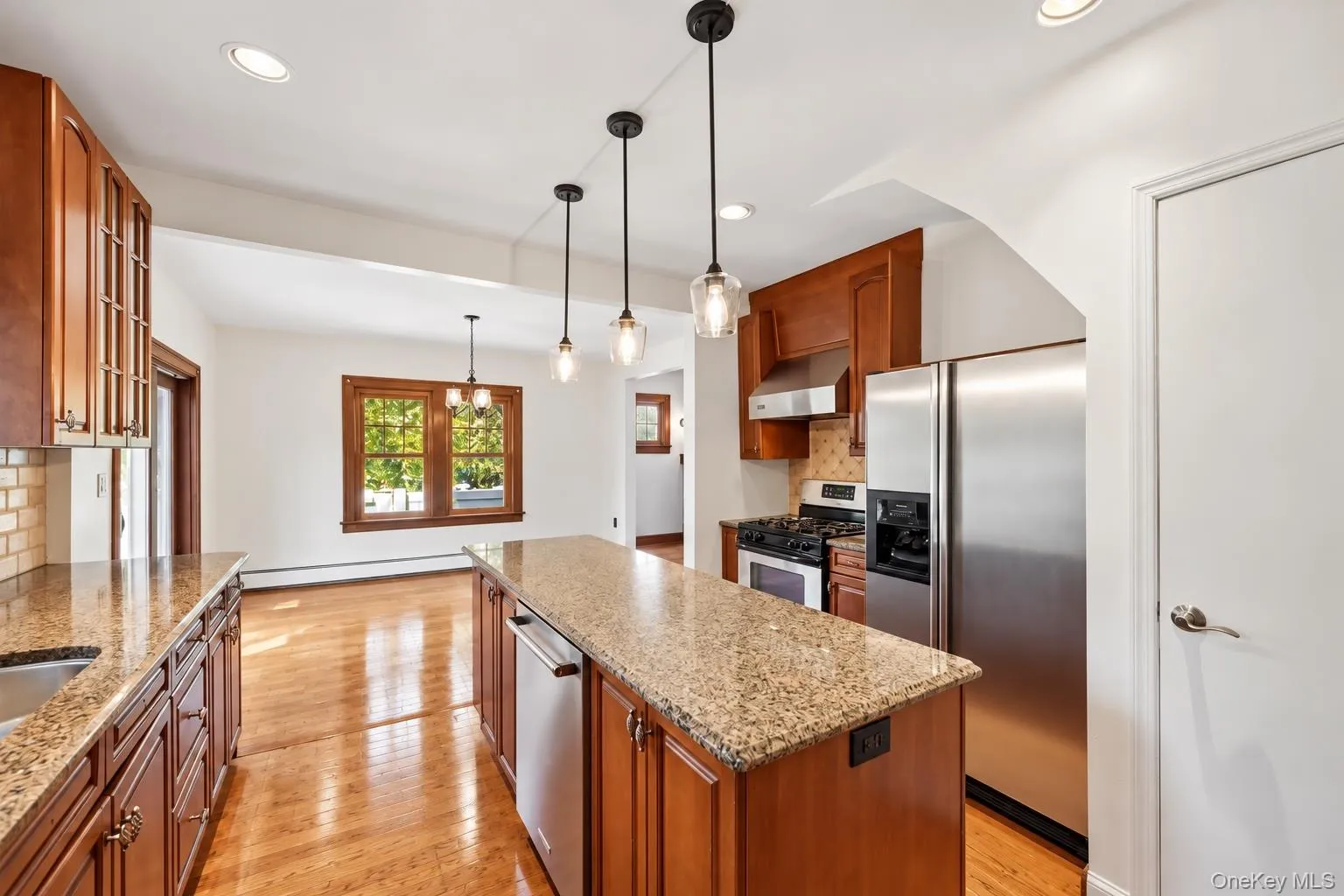 7 Atlantic Avenue, Clarkstown, NY, 5 Bedrooms Bedrooms, 9 Rooms Rooms,2 BathroomsBathrooms,Residential,For Rent,Atlantic,0,1057644 7 Atlantic Avenue, Clarkstown, NY, 5 Bedrooms Bedrooms, 9 Rooms Rooms,2 BathroomsBathrooms,Residential,For Rent,Atlantic,0,1057644