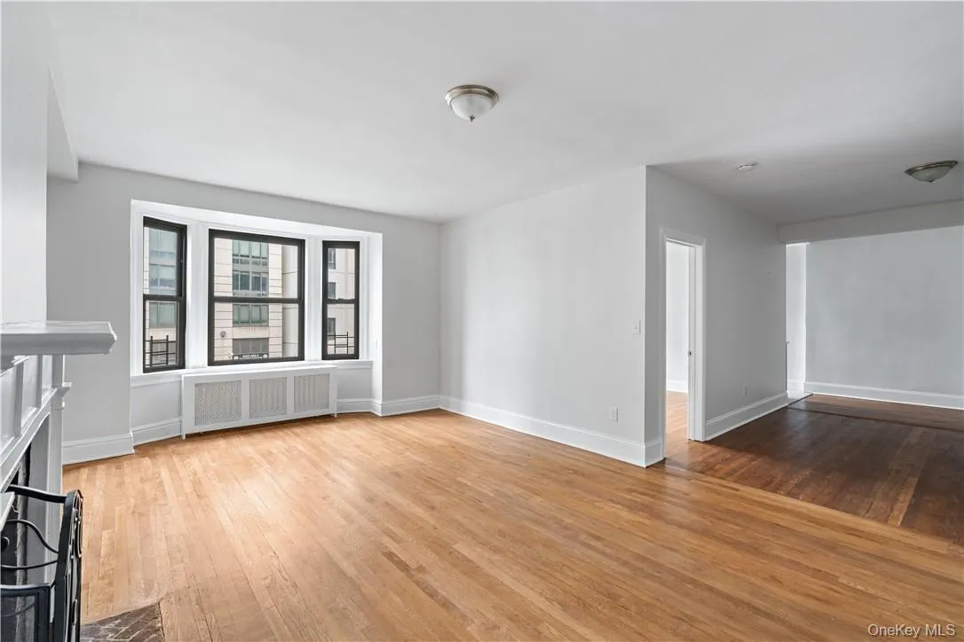 250 Martine Avenue, White Plains, NY, 3 Bedrooms Bedrooms, 5 Rooms Rooms,2 BathroomsBathrooms,Residential Lease,For Rent,Martine,0,1057646 250 Martine Avenue, White Plains, NY, 3 Bedrooms Bedrooms, 5 Rooms Rooms,2 BathroomsBathrooms,Residential Lease,For Rent,Martine,0,1057646