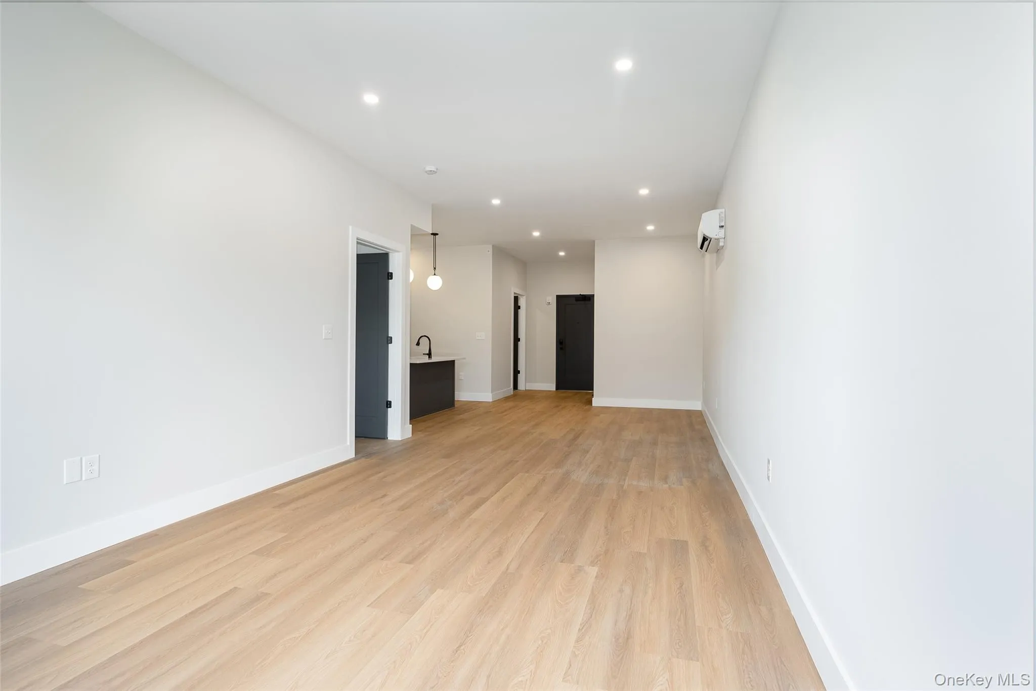 364 Main Street, Beacon, NY, 1 Bedroom Bedrooms, 3 Rooms Rooms,1 BathroomBathrooms,Residential Lease,For Rent,Main,0,1057647 364 Main Street, Beacon, NY, 1 Bedroom Bedrooms, 3 Rooms Rooms,1 BathroomBathrooms,Residential Lease,For Rent,Main,0,1057647