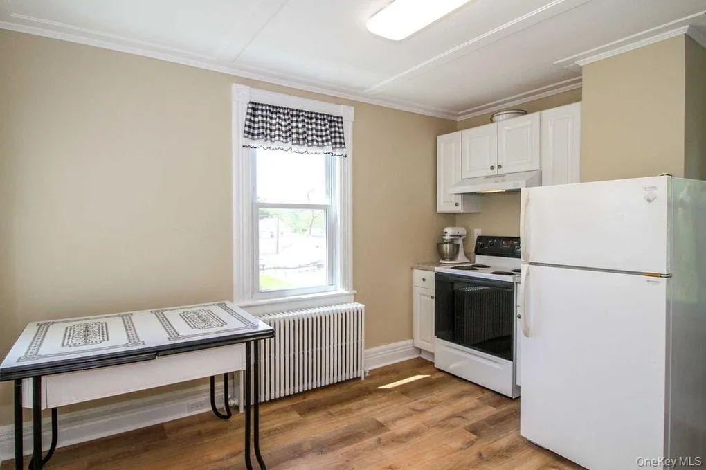 10 Park Street, Wappinger, NY, 3 Bedrooms Bedrooms, 7 Rooms Rooms,2 BathroomsBathrooms,Residential,For Rent,Park,0,1057648 10 Park Street, Wappinger, NY, 3 Bedrooms Bedrooms, 7 Rooms Rooms,2 BathroomsBathrooms,Residential,For Rent,Park,0,1057648