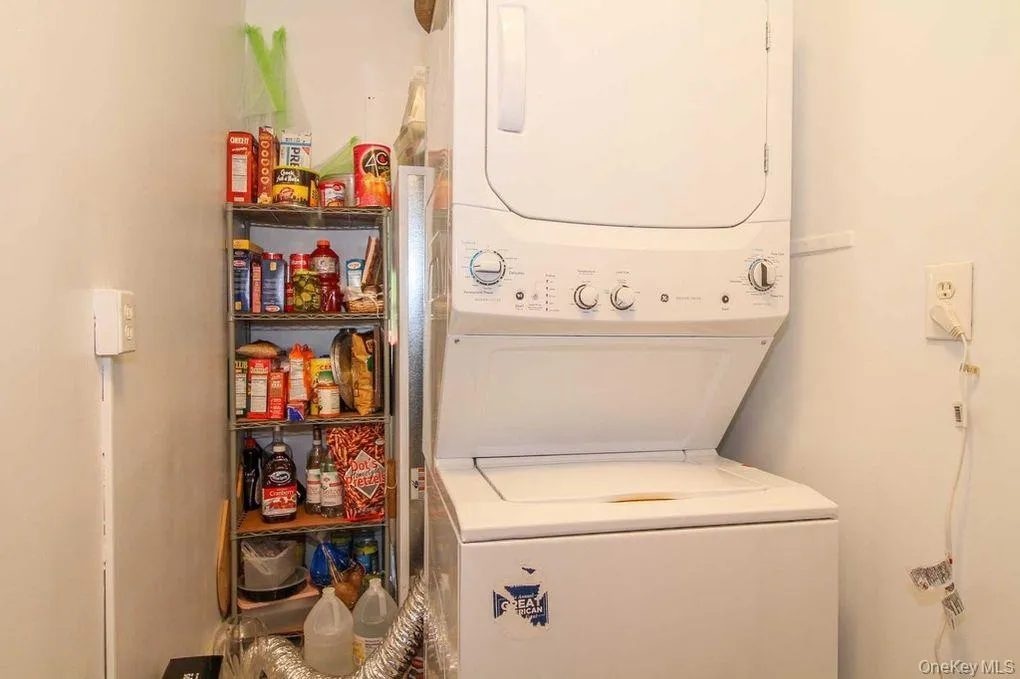 10 Park Street, Wappinger, NY, 3 Bedrooms Bedrooms, 7 Rooms Rooms,2 BathroomsBathrooms,Residential,For Rent,Park,0,1057648 10 Park Street, Wappinger, NY, 3 Bedrooms Bedrooms, 7 Rooms Rooms,2 BathroomsBathrooms,Residential,For Rent,Park,0,1057648