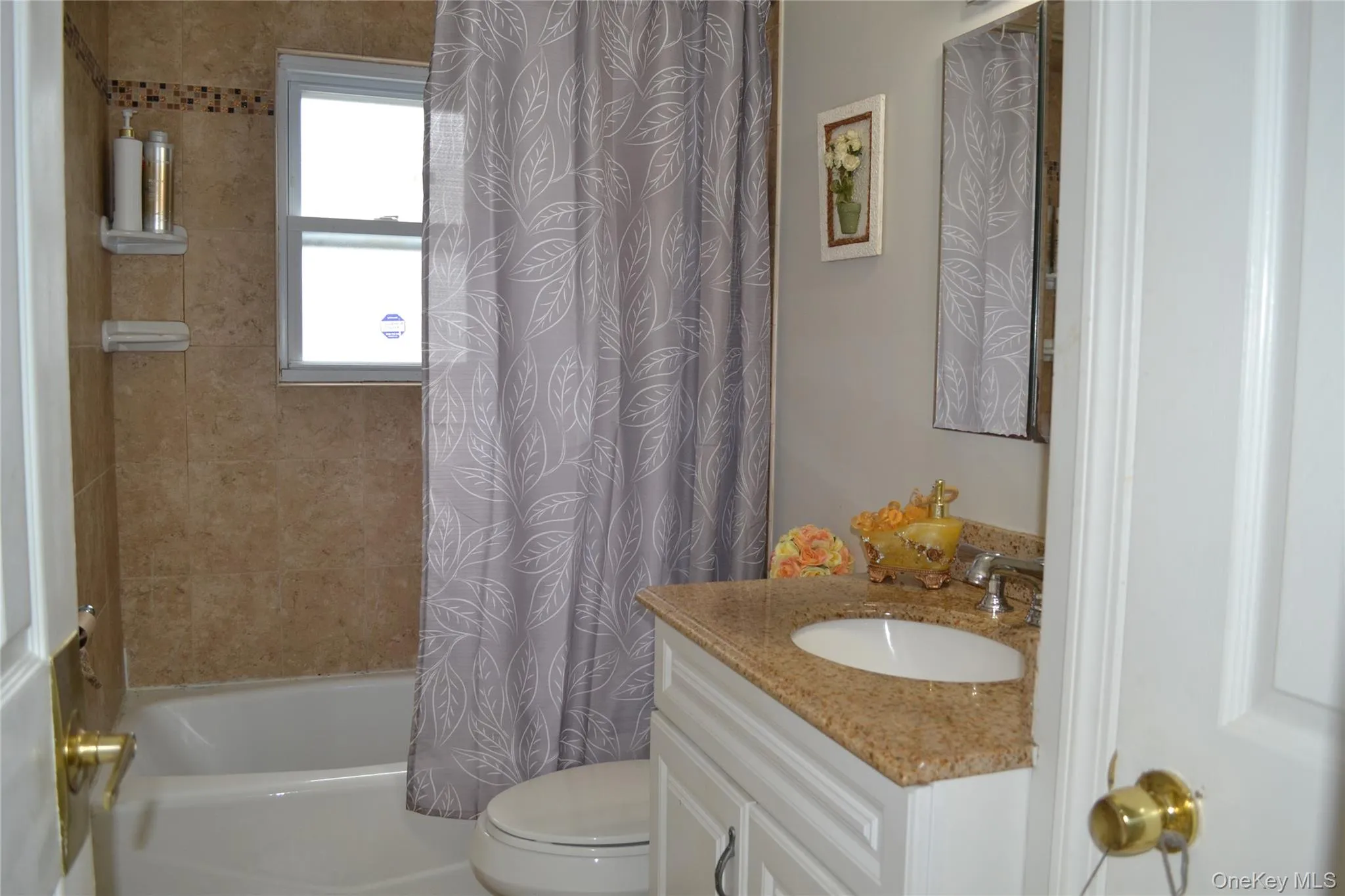 7 Grand Haven Drive, Huntington, NY, 5 Bedroom Bedrooms, 10 Room Rooms,2 BathroomBathrooms,Residential Lease,For Rent,Grand Haven,0,1057656 7 Grand Haven Drive, Huntington, NY, 5 Bedroom Bedrooms, 10 Room Rooms,2 BathroomBathrooms,Residential Lease,For Rent,Grand Haven,0,1057656