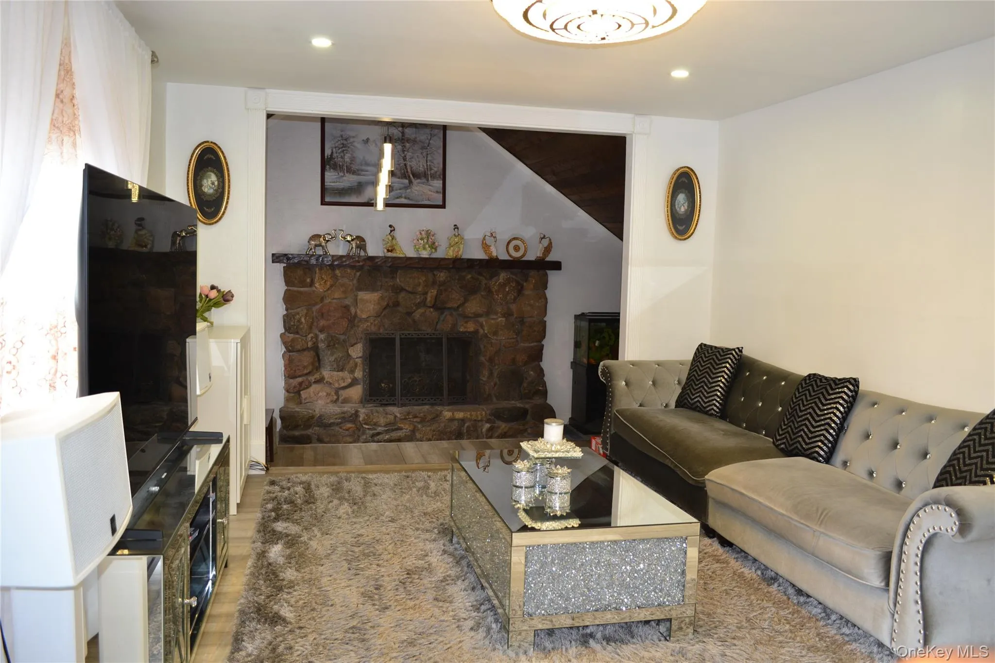 7 Grand Haven Drive, Huntington, NY, 5 Bedroom Bedrooms, 10 Room Rooms,2 BathroomBathrooms,Residential Lease,For Rent,Grand Haven,0,1057656 7 Grand Haven Drive, Huntington, NY, 5 Bedroom Bedrooms, 10 Room Rooms,2 BathroomBathrooms,Residential Lease,For Rent,Grand Haven,0,1057656