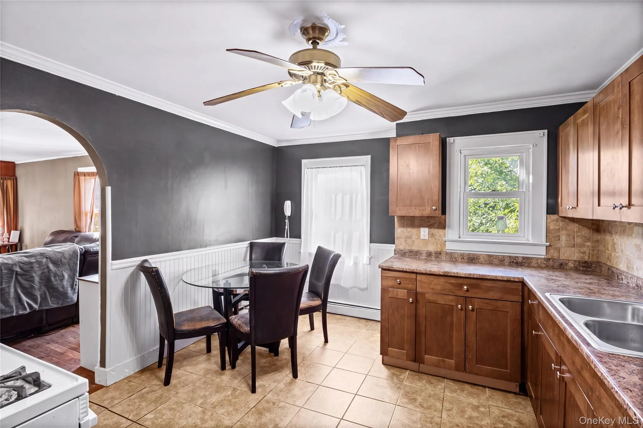 373 Oak Street, Brookhaven, NY, 4 Bedrooms Bedrooms, 6 Rooms Rooms,1 BathroomBathrooms,Residential,For Rent,Oak,0,1057657 373 Oak Street, Brookhaven, NY, 4 Bedrooms Bedrooms, 6 Rooms Rooms,1 BathroomBathrooms,Residential,For Rent,Oak,0,1057657