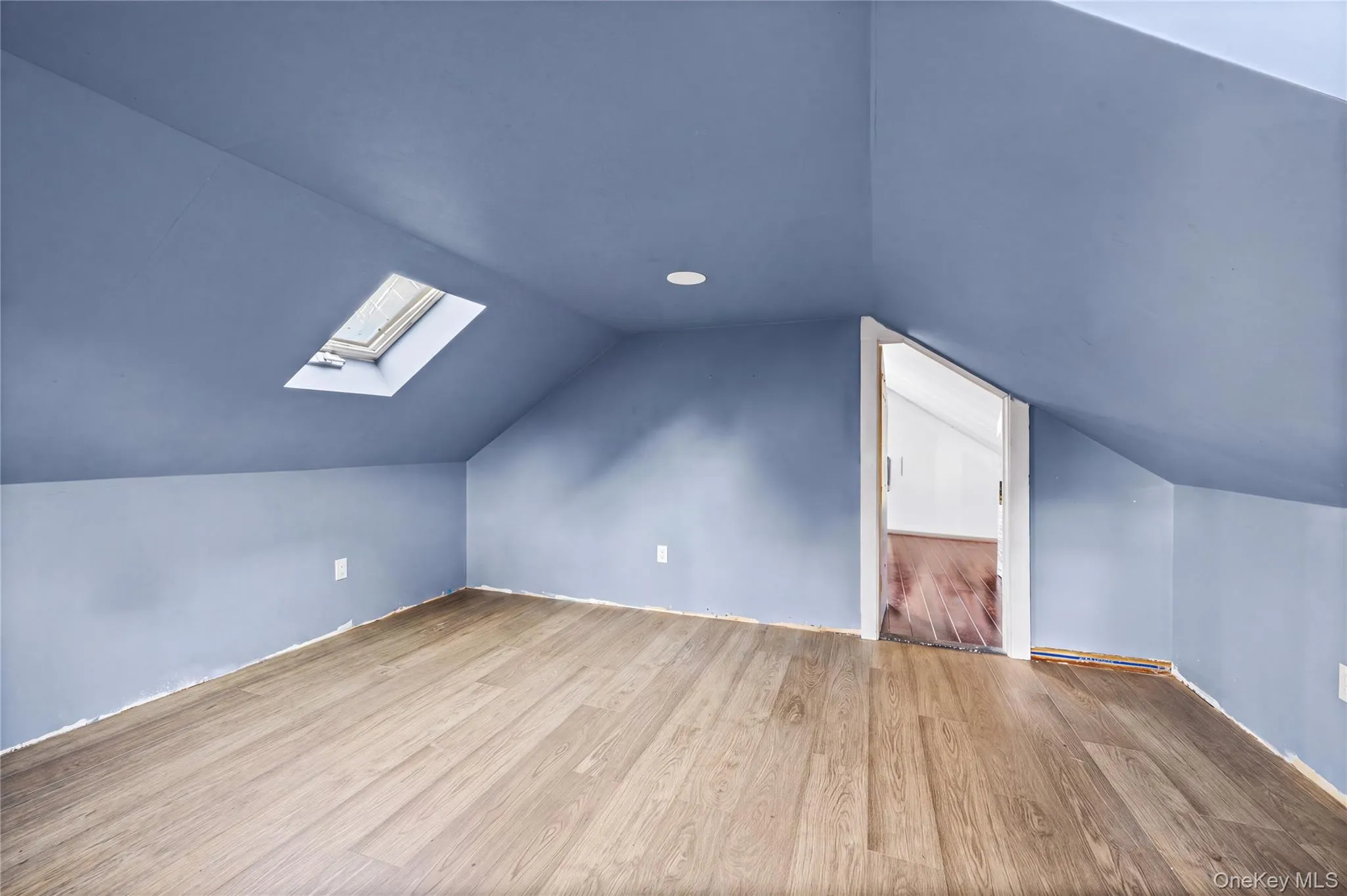 373 Oak Street, Brookhaven, NY, 4 Bedrooms Bedrooms, 6 Rooms Rooms,1 BathroomBathrooms,Residential,For Rent,Oak,0,1057657 373 Oak Street, Brookhaven, NY, 4 Bedrooms Bedrooms, 6 Rooms Rooms,1 BathroomBathrooms,Residential,For Rent,Oak,0,1057657
