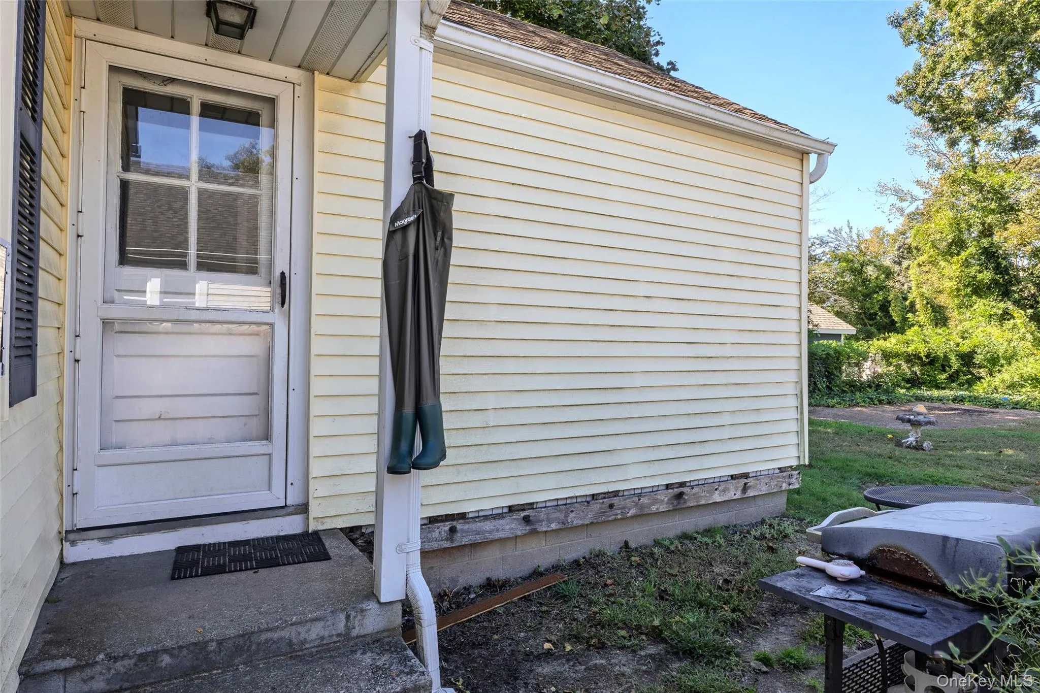 373 Oak Street, Brookhaven, NY, 4 Bedrooms Bedrooms, 6 Rooms Rooms,1 BathroomBathrooms,Residential,For Rent,Oak,0,1057657 373 Oak Street, Brookhaven, NY, 4 Bedrooms Bedrooms, 6 Rooms Rooms,1 BathroomBathrooms,Residential,For Rent,Oak,0,1057657