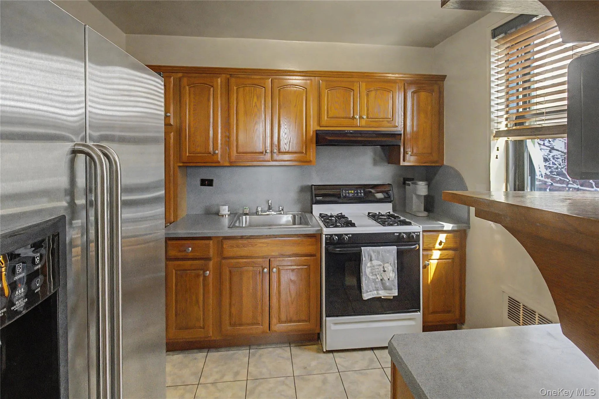 139-15 83rd Ave Ave, New York, NY, 2 Bedrooms Bedrooms, 5 Rooms Rooms,1 BathroomBathrooms,Residential,For Rent,Ave,0,1057658 139-15 83rd Ave Ave, New York, NY, 2 Bedrooms Bedrooms, 5 Rooms Rooms,1 BathroomBathrooms,Residential,For Rent,Ave,0,1057658