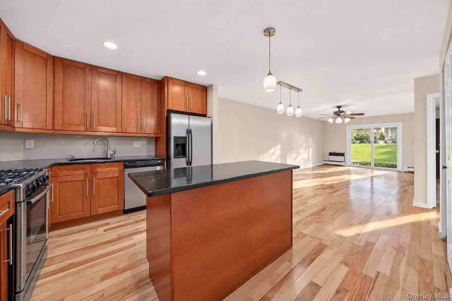 12-32 Diane Place, New York, NY, 1 Bedroom Bedrooms, 4 Rooms Rooms,1 BathroomBathrooms,Residential,For Rent,Diane,0,1057665 12-32 Diane Place, New York, NY, 1 Bedroom Bedrooms, 4 Rooms Rooms,1 BathroomBathrooms,Residential,For Rent,Diane,0,1057665