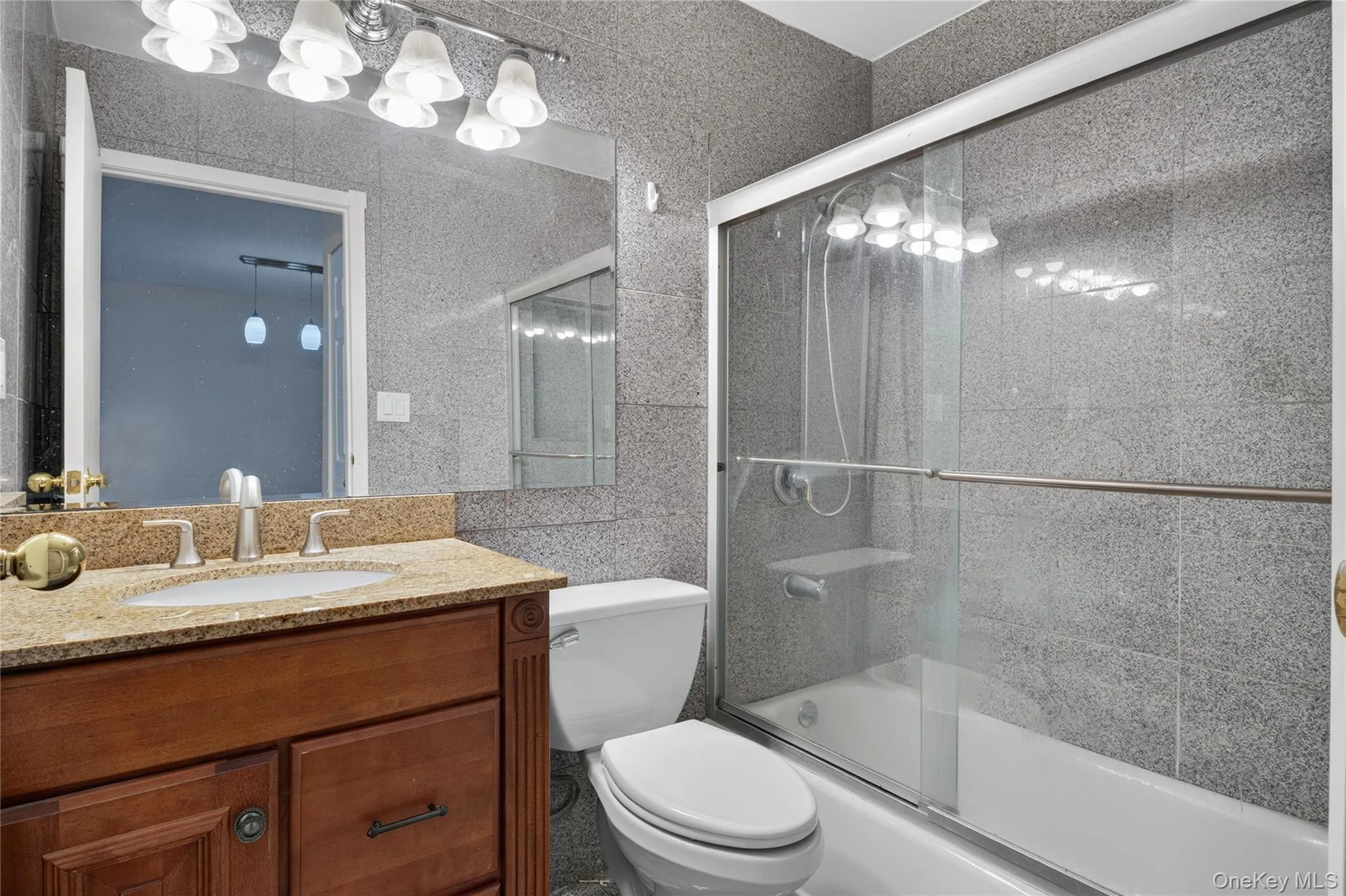 12-32 Diane Place, New York, NY, 1 Bedroom Bedrooms, 4 Rooms Rooms,1 BathroomBathrooms,Residential,For Rent,Diane,0,1057665 12-32 Diane Place, New York, NY, 1 Bedroom Bedrooms, 4 Rooms Rooms,1 BathroomBathrooms,Residential,For Rent,Diane,0,1057665