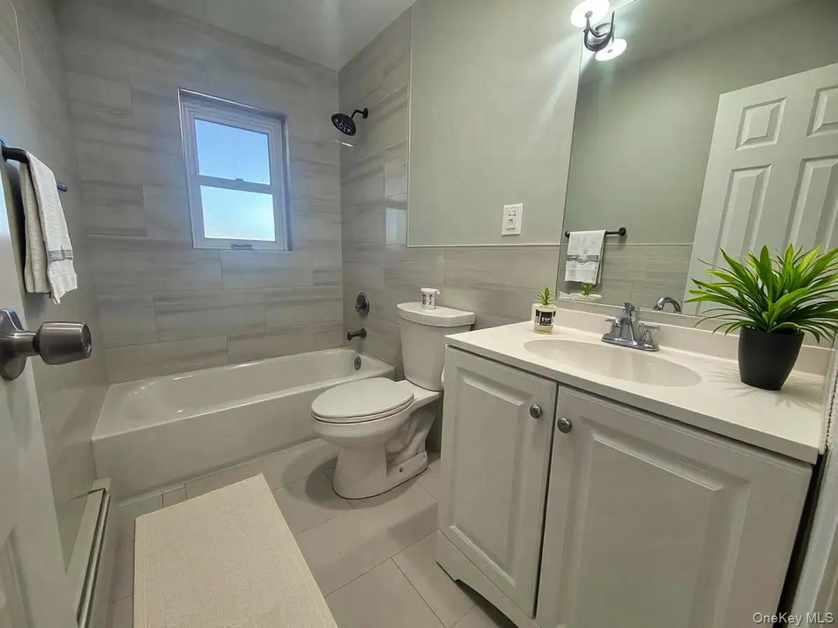 9 Holt Street, Babylon, NY, 4 Bedrooms Bedrooms, 10 Rooms Rooms,1 BathroomBathrooms,Residential,For Rent,Holt,0,1057666 9 Holt Street, Babylon, NY, 4 Bedrooms Bedrooms, 10 Rooms Rooms,1 BathroomBathrooms,Residential,For Rent,Holt,0,1057666