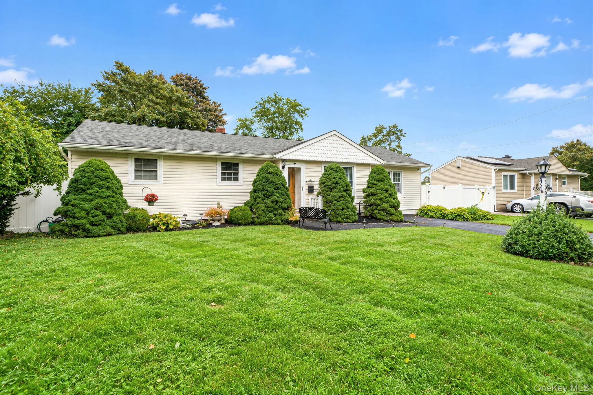 2909 Connecticut Avenue, Brookhaven, NY, 4 Bedrooms Bedrooms, 8 Rooms Rooms,3 BathroomsBathrooms,Residential,For Rent,Connecticut,0,1057669 2909 Connecticut Avenue, Brookhaven, NY, 4 Bedrooms Bedrooms, 8 Rooms Rooms,3 BathroomsBathrooms,Residential,For Rent,Connecticut,0,1057669