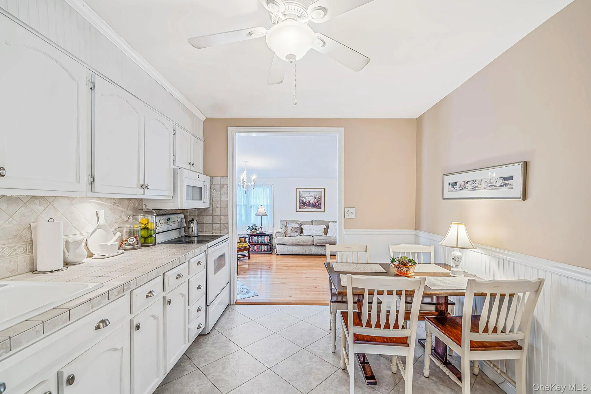 2909 Connecticut Avenue, Brookhaven, NY, 4 Bedrooms Bedrooms, 8 Rooms Rooms,3 BathroomsBathrooms,Residential,For Rent,Connecticut,0,1057669 2909 Connecticut Avenue, Brookhaven, NY, 4 Bedrooms Bedrooms, 8 Rooms Rooms,3 BathroomsBathrooms,Residential,For Rent,Connecticut,0,1057669