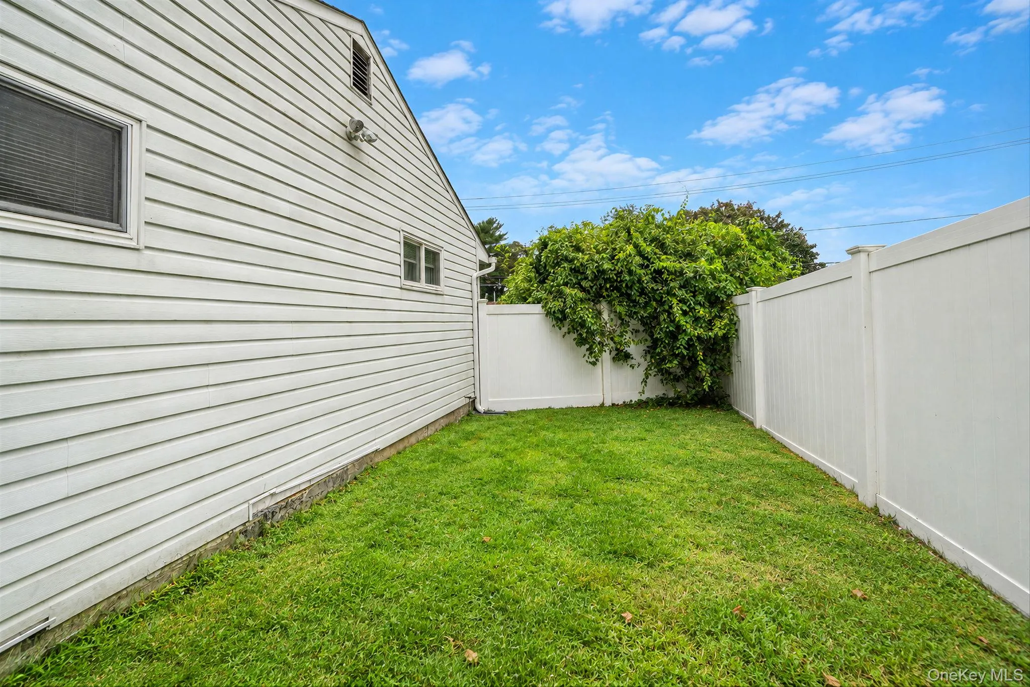 2909 Connecticut Avenue, Brookhaven, NY, 4 Bedrooms Bedrooms, 8 Rooms Rooms,3 BathroomsBathrooms,Residential,For Rent,Connecticut,0,1057669 2909 Connecticut Avenue, Brookhaven, NY, 4 Bedrooms Bedrooms, 8 Rooms Rooms,3 BathroomsBathrooms,Residential,For Rent,Connecticut,0,1057669