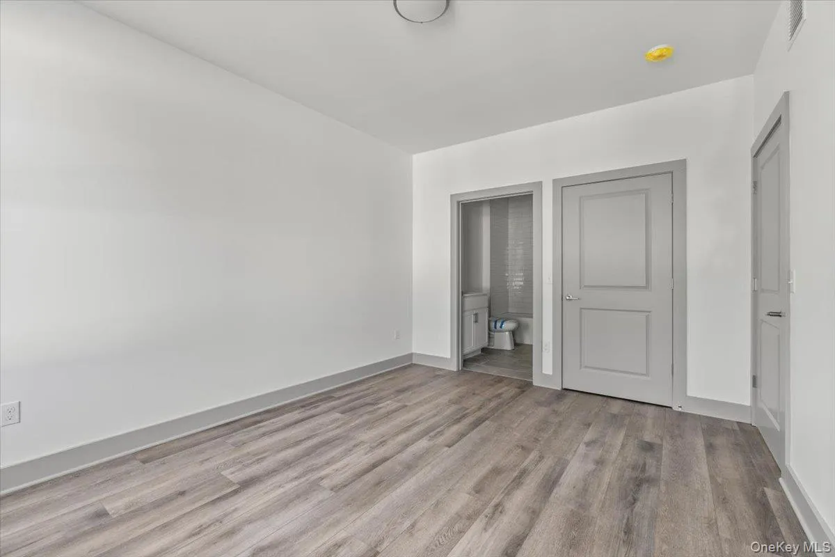 75 Forester Avenue, Warwick (town), NY, 2 Bedrooms Bedrooms, 4 Rooms Rooms,2 BathroomsBathrooms,Residential Lease,For Rent,Forester,0,1057670 75 Forester Avenue, Warwick (town), NY, 2 Bedrooms Bedrooms, 4 Rooms Rooms,2 BathroomsBathrooms,Residential Lease,For Rent,Forester,0,1057670