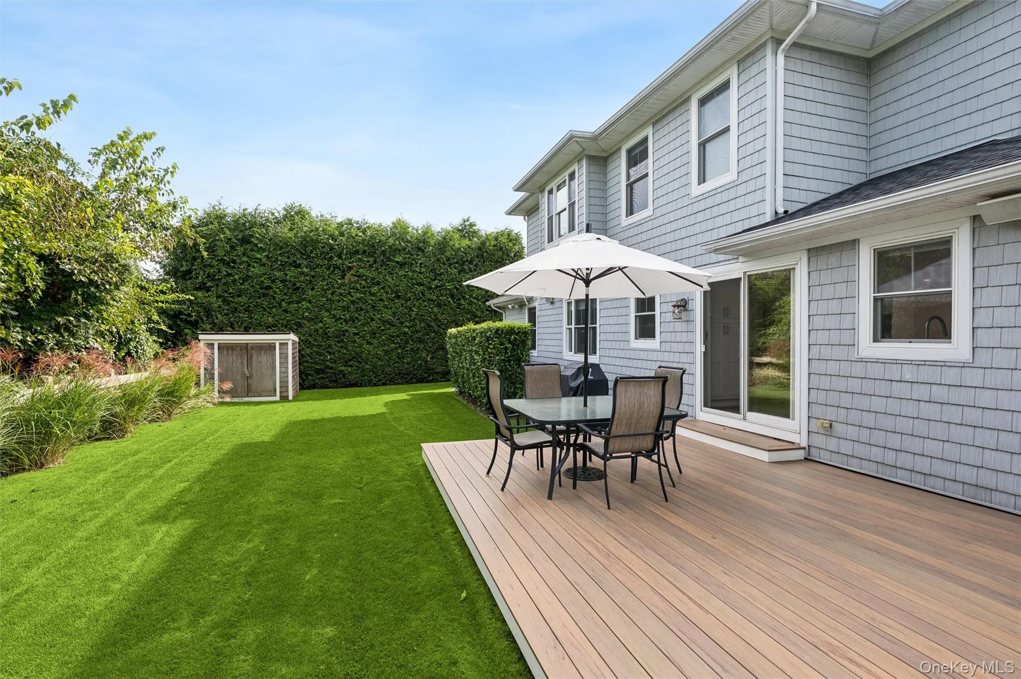 8 Powers Drive, Southampton, NY, 4 Bedrooms Bedrooms, 10 Rooms Rooms,3 BathroomsBathrooms,Residential Lease,For Rent,Powers,0,1057672 8 Powers Drive, Southampton, NY, 4 Bedrooms Bedrooms, 10 Rooms Rooms,3 BathroomsBathrooms,Residential Lease,For Rent,Powers,0,1057672